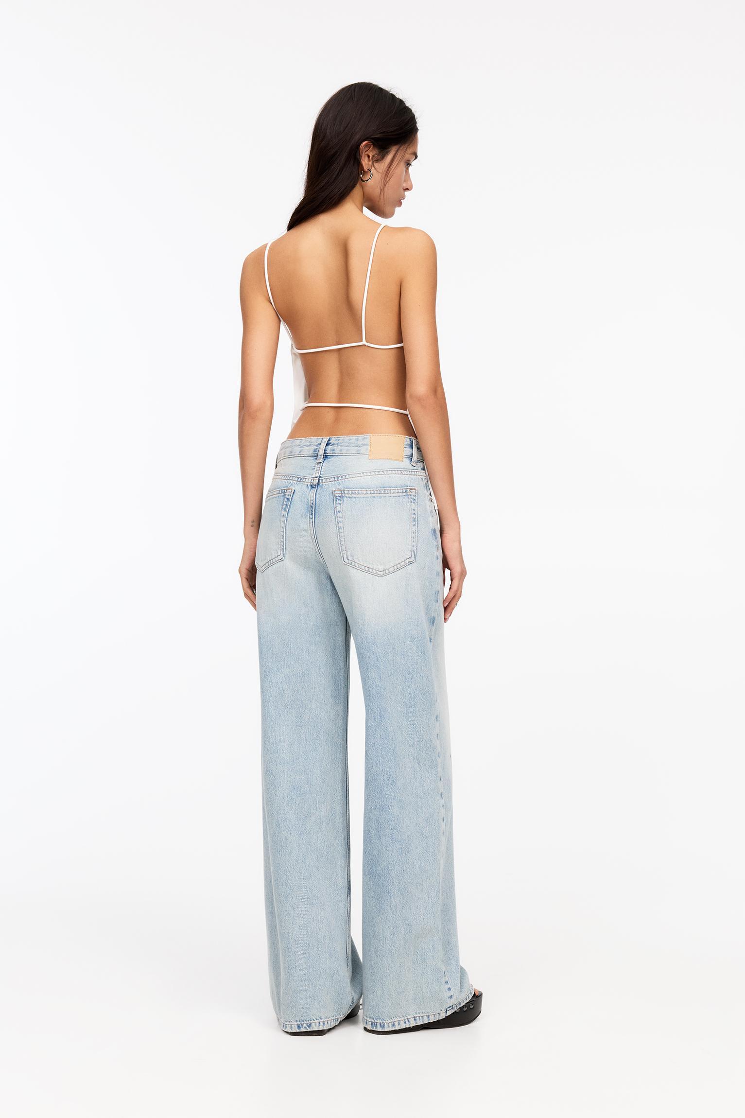 Straight top with thin straps Product Image
