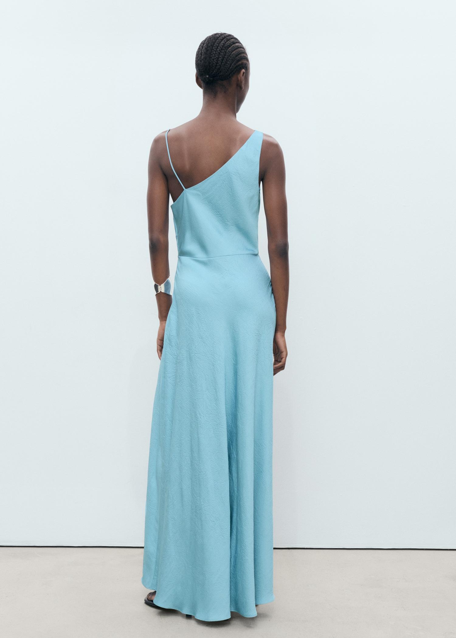 Asymmetrical wrinkled-effect dress - Women | MANGO USA Product Image