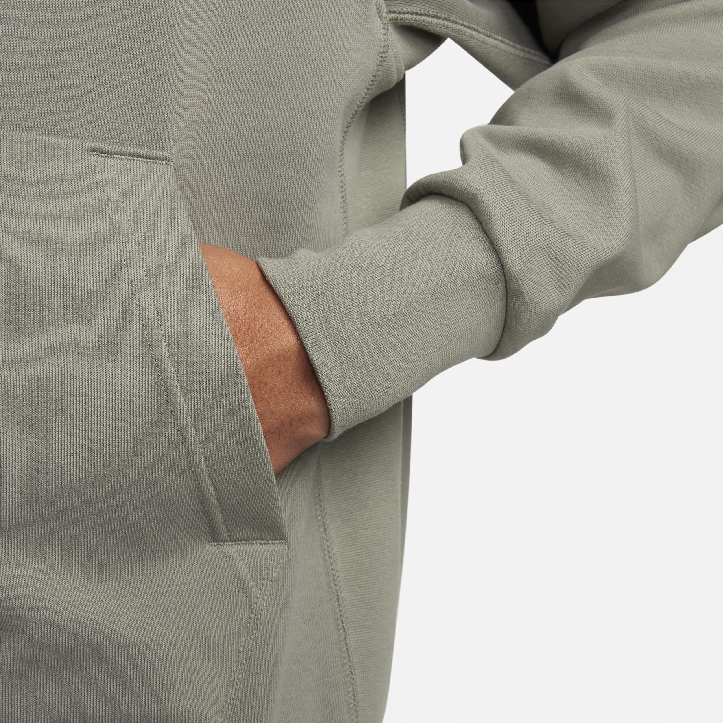 Nike Standard Issue Men's Dri-FIT French Terry Pullover Basketball Hoodie Product Image