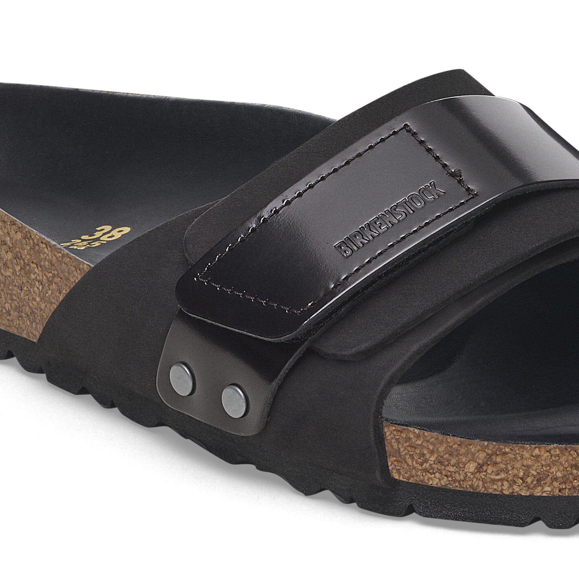 Oita Nubuk Leather Product Image
