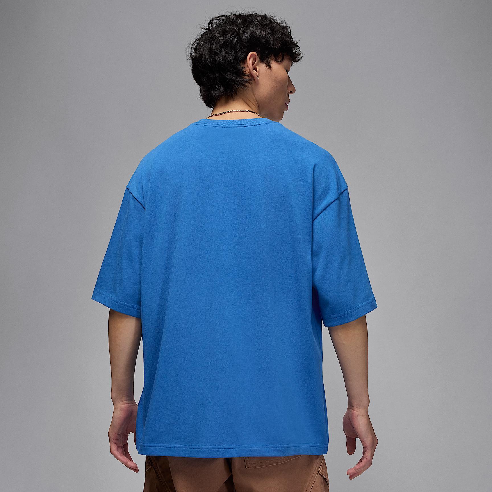 Jordan Flight Essentials Men's Oversized T-Shirt Product Image