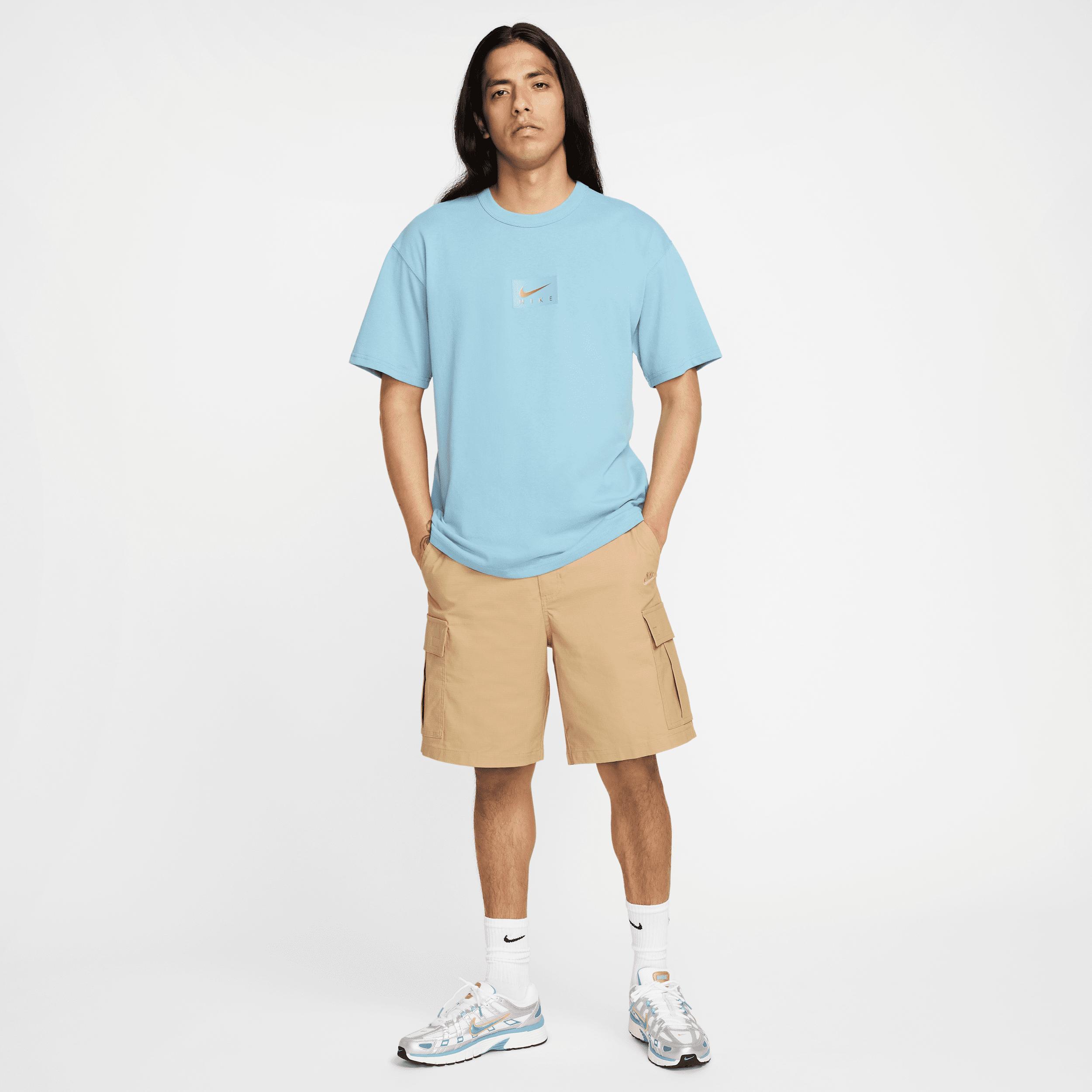 Nike Club Men's Woven Cargo Shorts Product Image