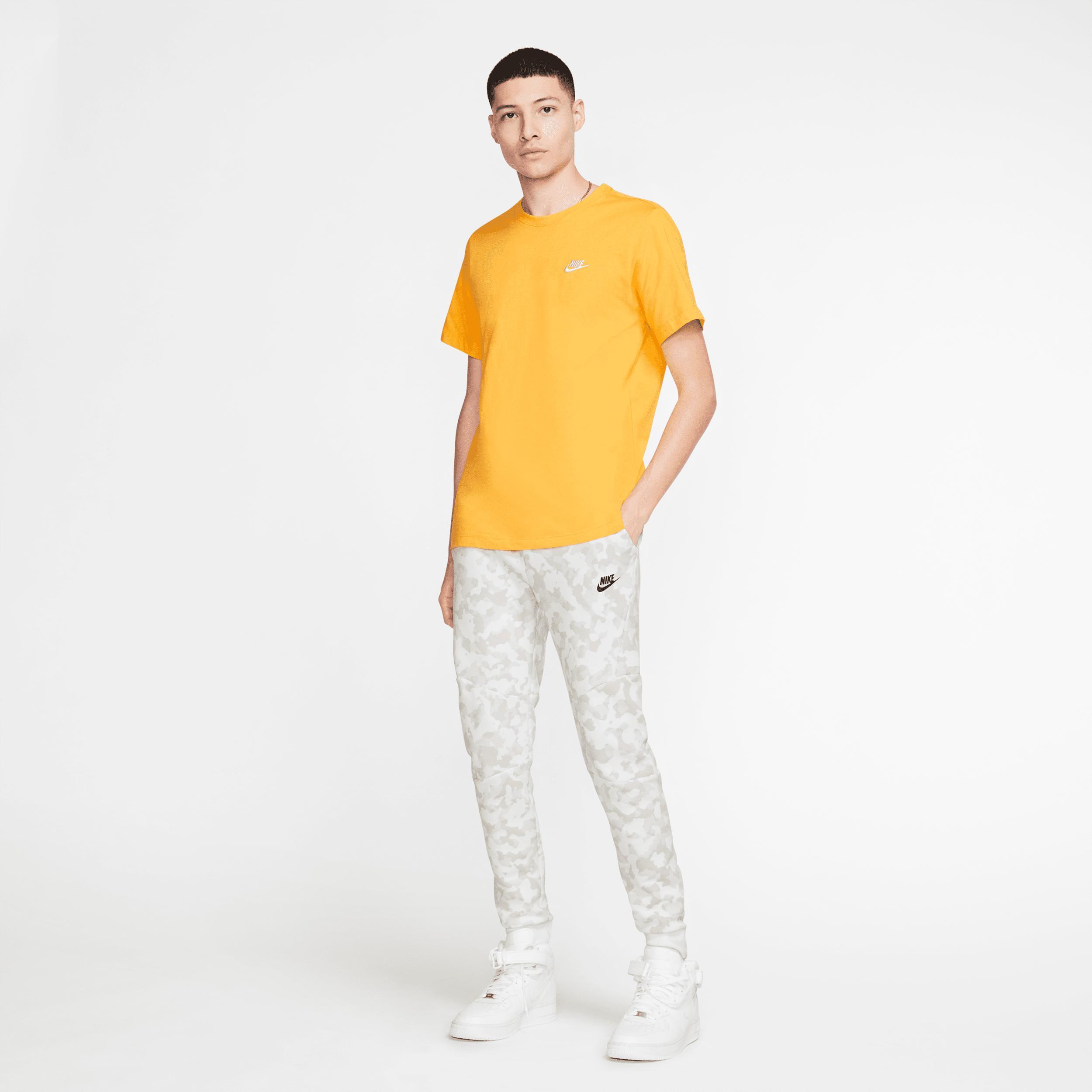 Men's Nike Sportswear Club T-Shirt Product Image
