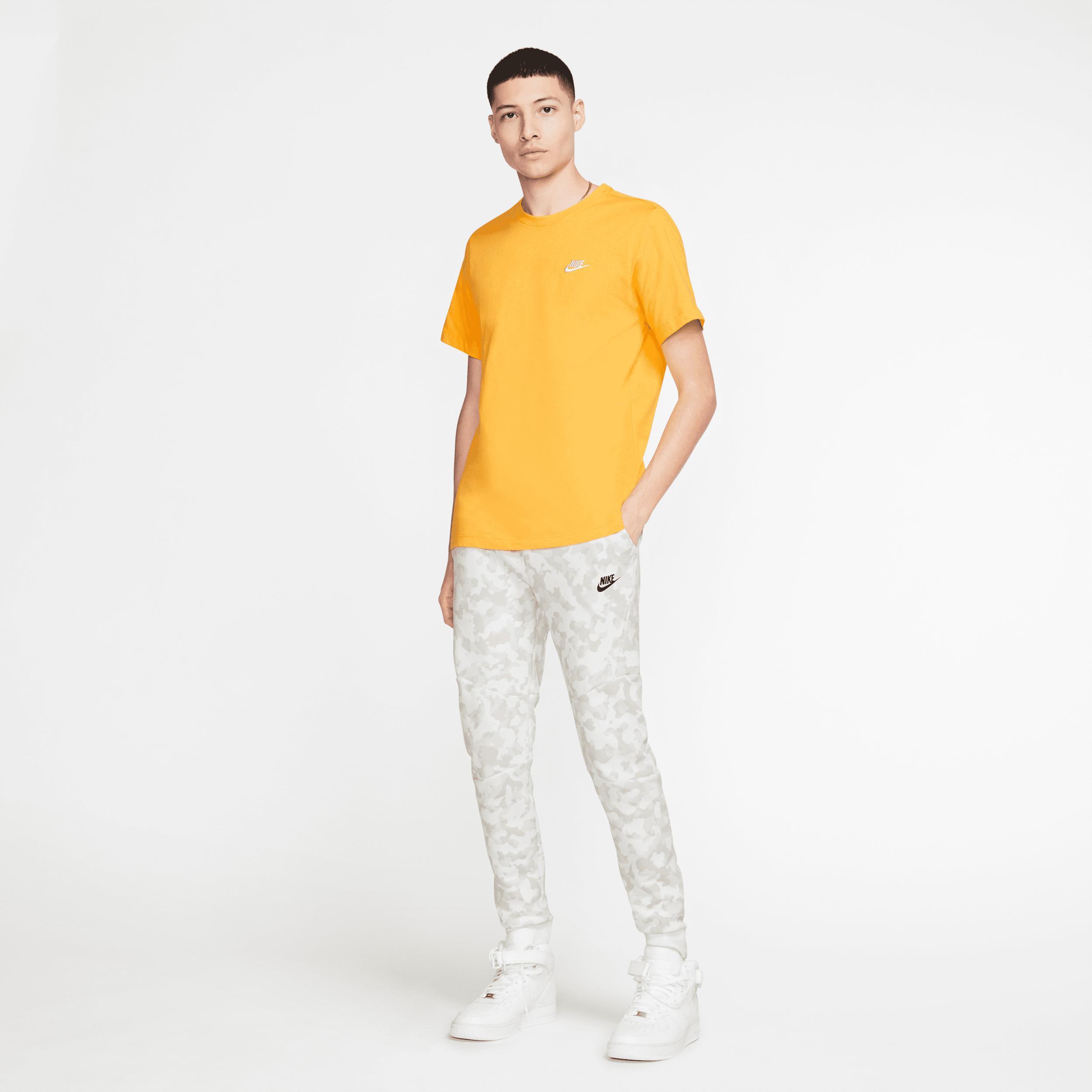 Men's Nike Sportswear Club T-Shirt Product Image