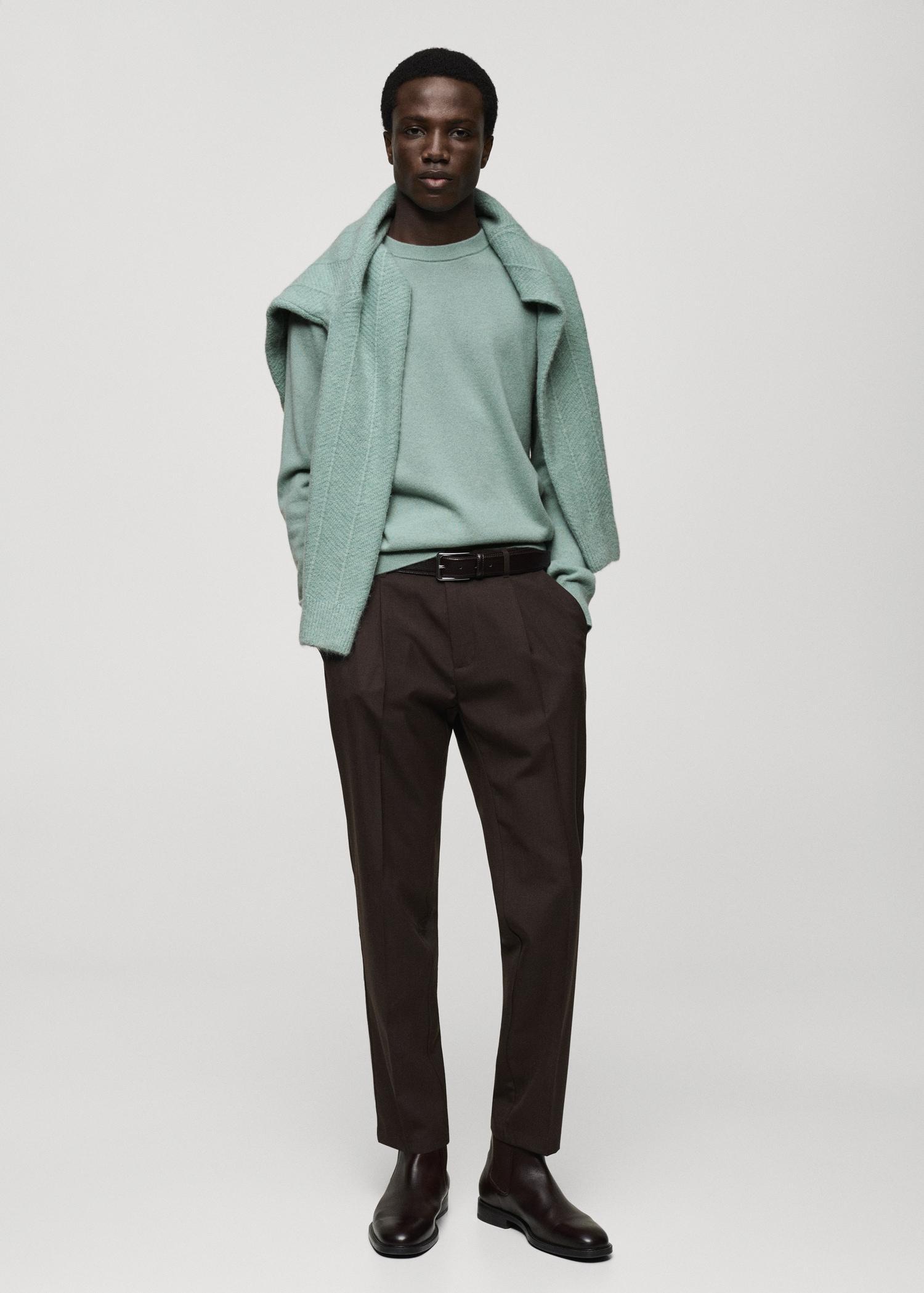 100% cashmere regular-fit sweater - Men | MANGO USA Product Image