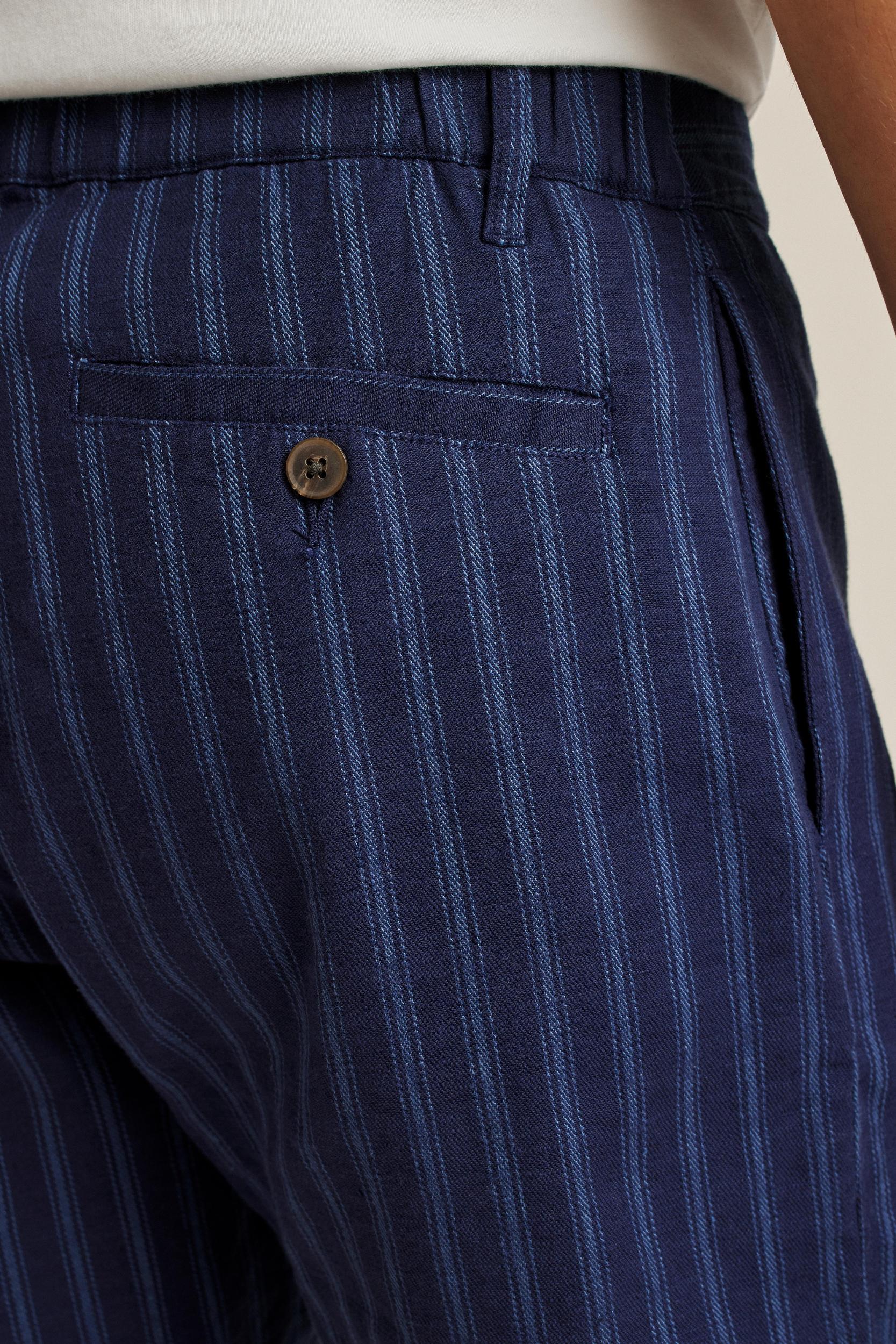 Weekend Chino Shorts Product Image