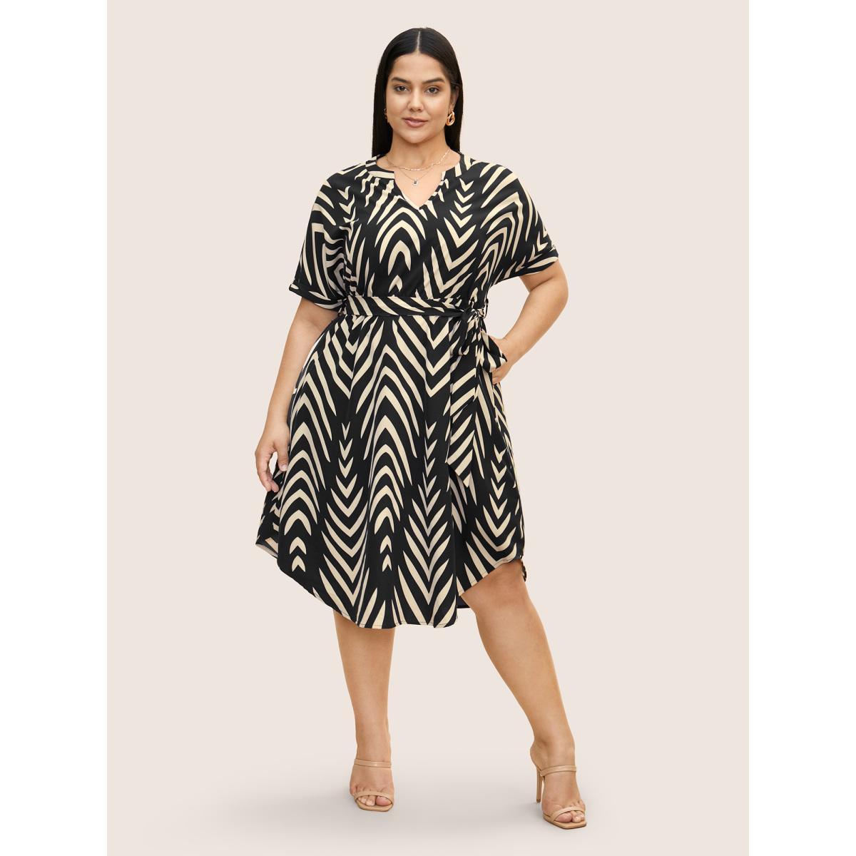Plus Size Geometric Belted Dolman Sleeve Curved Hem Dress Cerulean Women At the Office Flat collar with V-notch Short sleeve Curvy BloomChic 26/4X Product Image