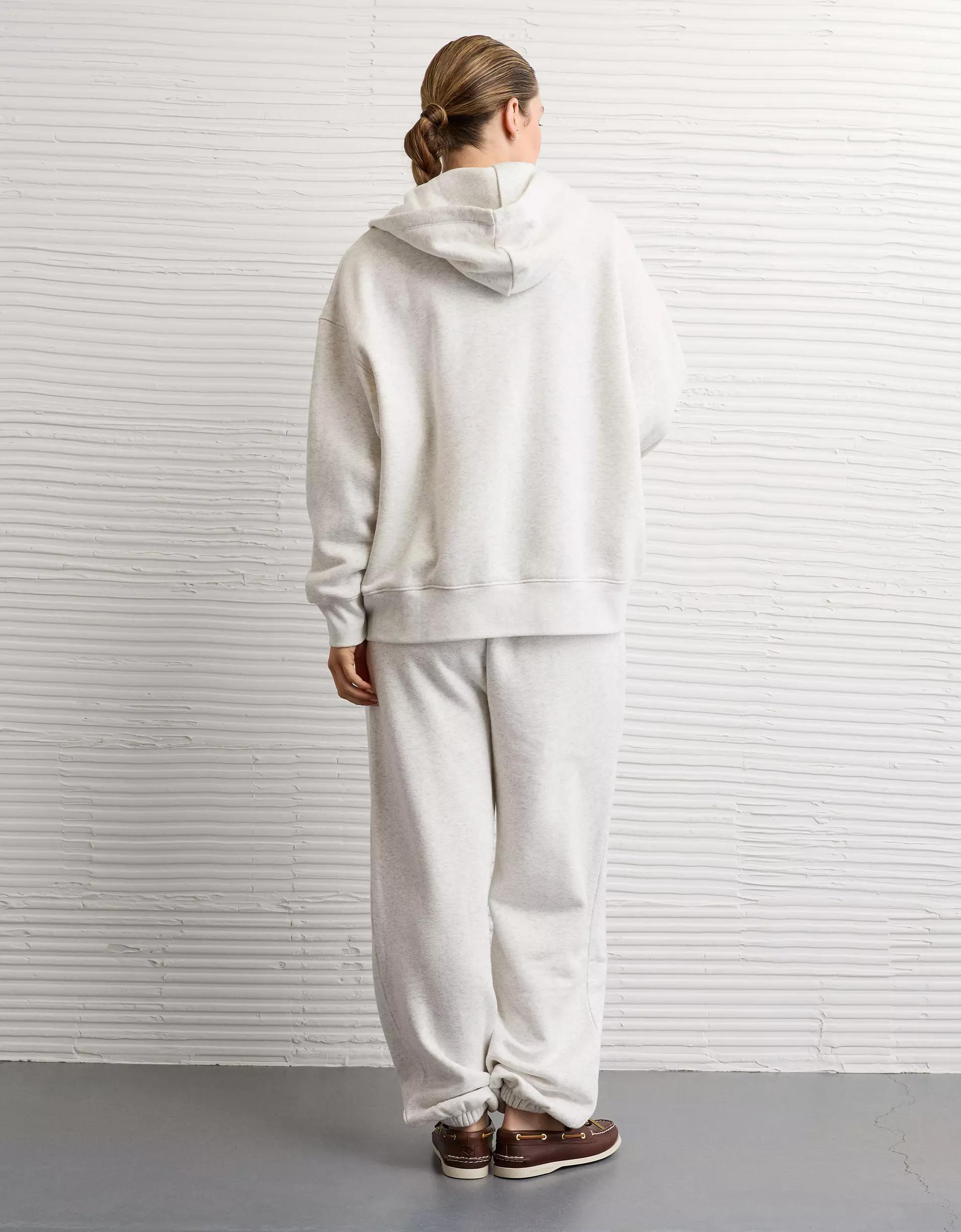 AE Everyday Luxe Oversized Zip-Up Hoodie Product Image
