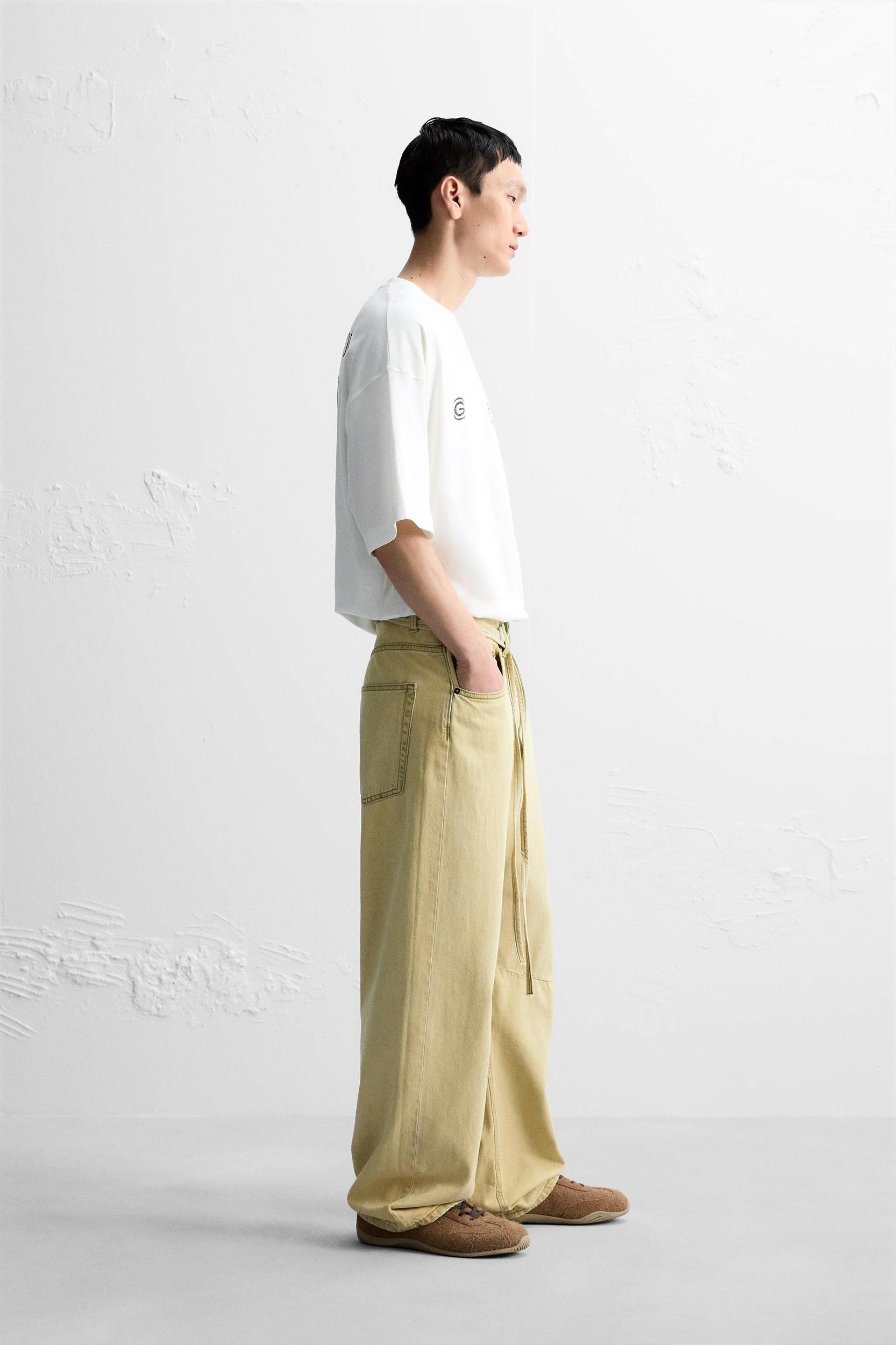 COMBINATION PRINT T-SHIRT Product Image