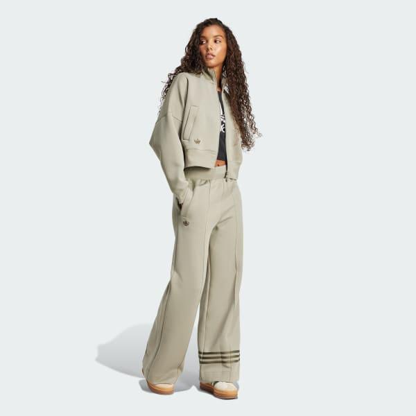 Adicolor Neuclassics Track Pants Product Image