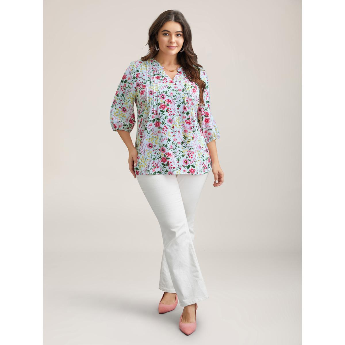 Plus Size LightBlue Floral Print Notched Collar Shirt Women Elegant Elbow-length sleeve Notched collar Everyday Blouses BloomChic 28/5X Product Image