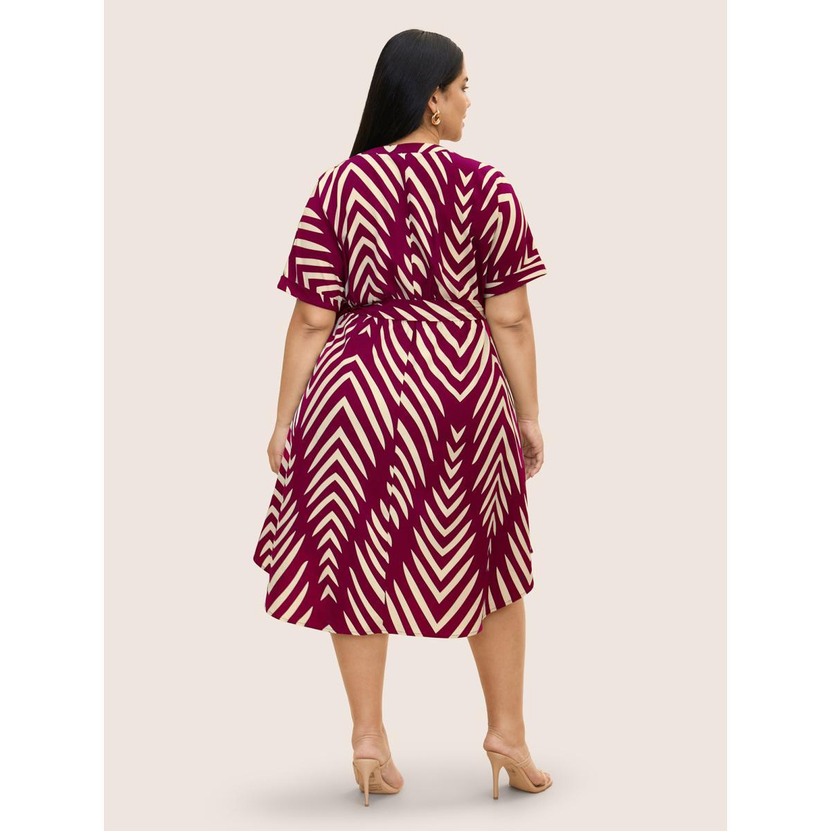 Plus Size Geometric Belted Dolman Sleeve Curved Hem Dress Cerulean Women At the Office Flat collar with V-notch Short sleeve Curvy BloomChic 26/4X Product Image