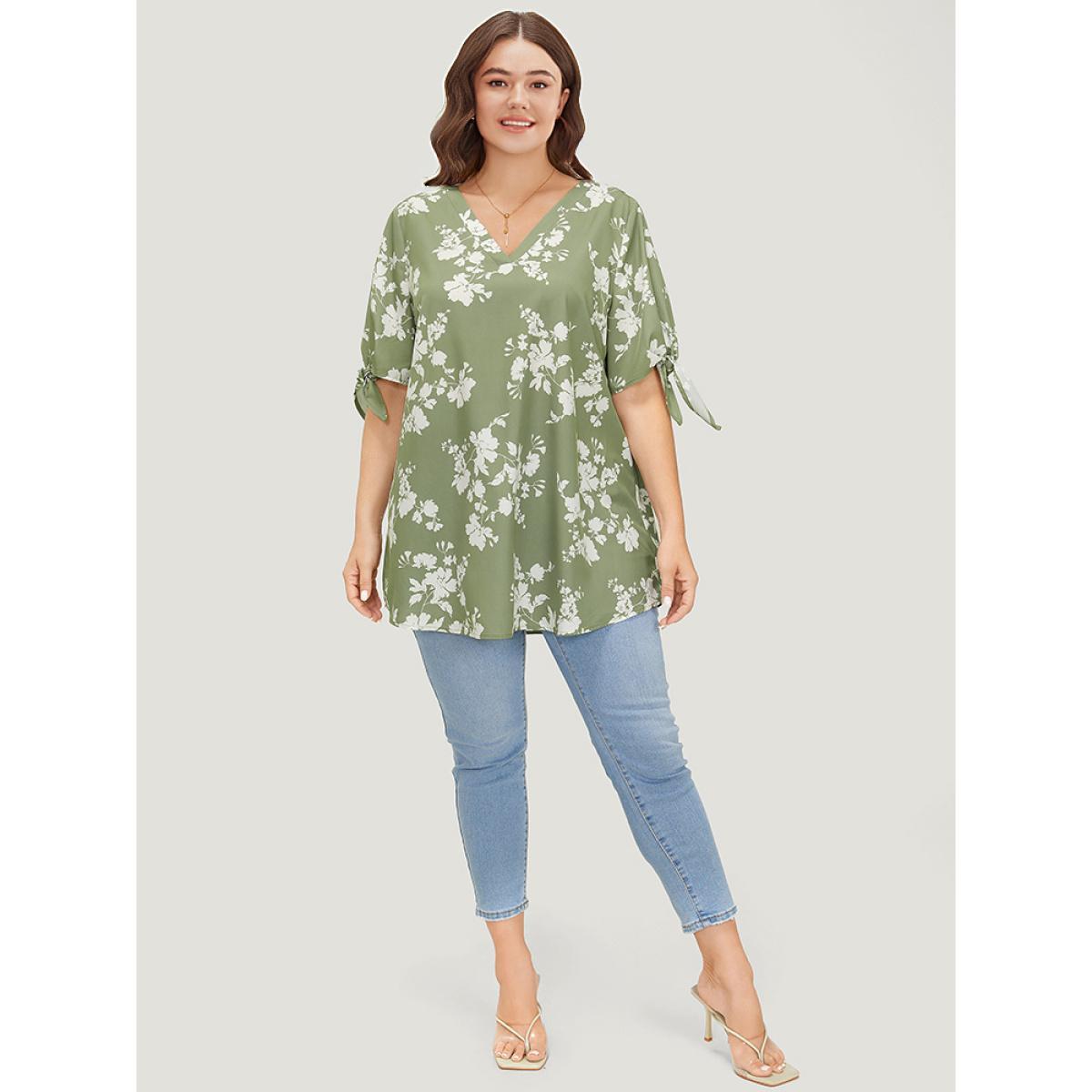 Plus Size Mint Floral Knot Sleeve V Neck Blouse Women Elegant Short sleeve V-neck Dailywear Blouses BloomChic 12/L Product Image