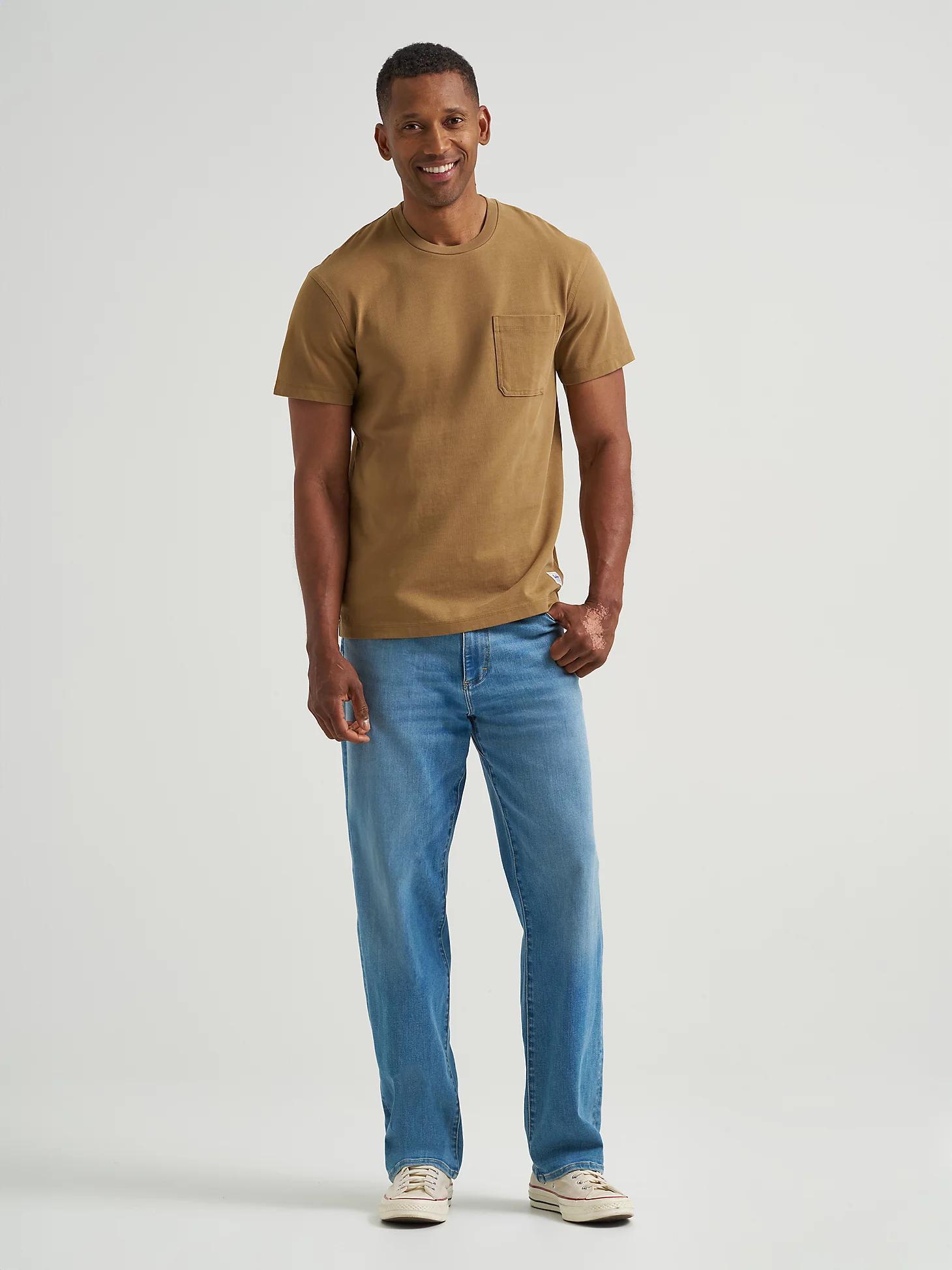 Men's Relaxed Fit Heavyweight Pocket Tee | Men's Tops & Tees | Lee® Product Image
