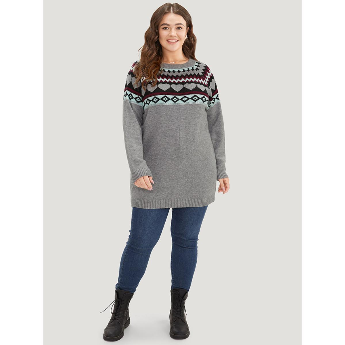 Plus Size Heart & Geo Print Raglan Sleeve Pullover DarkGray Women Casual Loose Long Sleeve Round Neck Dailywear Pullovers BloomChic 22-24/3X Product Image