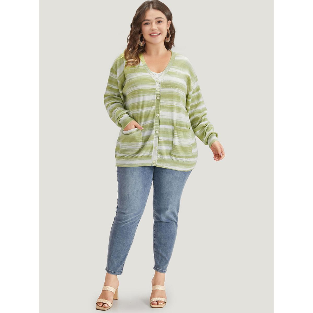 Plus Size Ombre Button Up Patched Pocket Cardigan LightGreen Women Casual Loose Long Sleeve Dailywear Cardigans BloomChic 22-24/3X Product Image