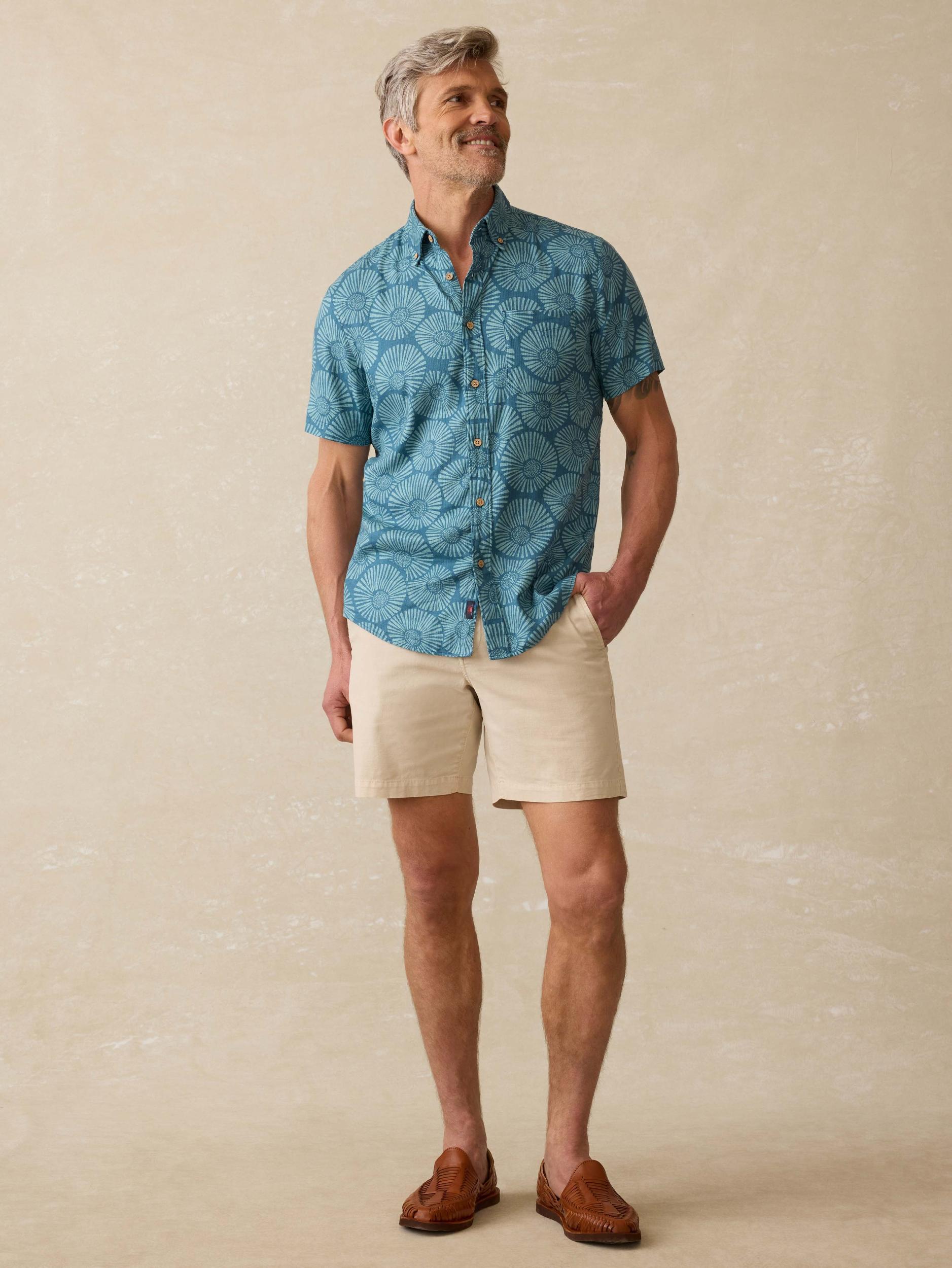 Short-Sleeve Breeze Shirt - Stormy Sea Floral Male Product Image