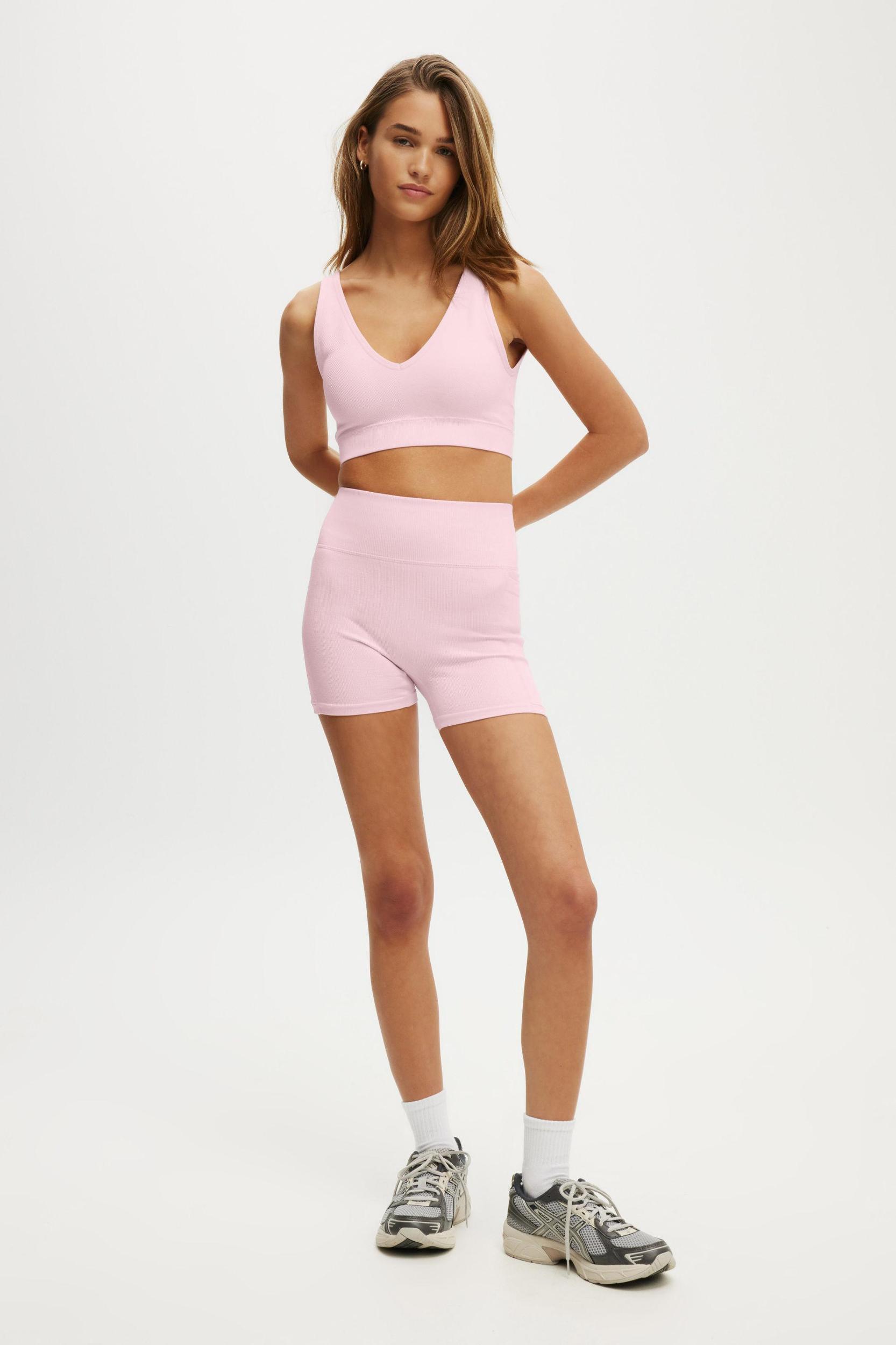 Seamless Pocket Shortie Short Product Image
