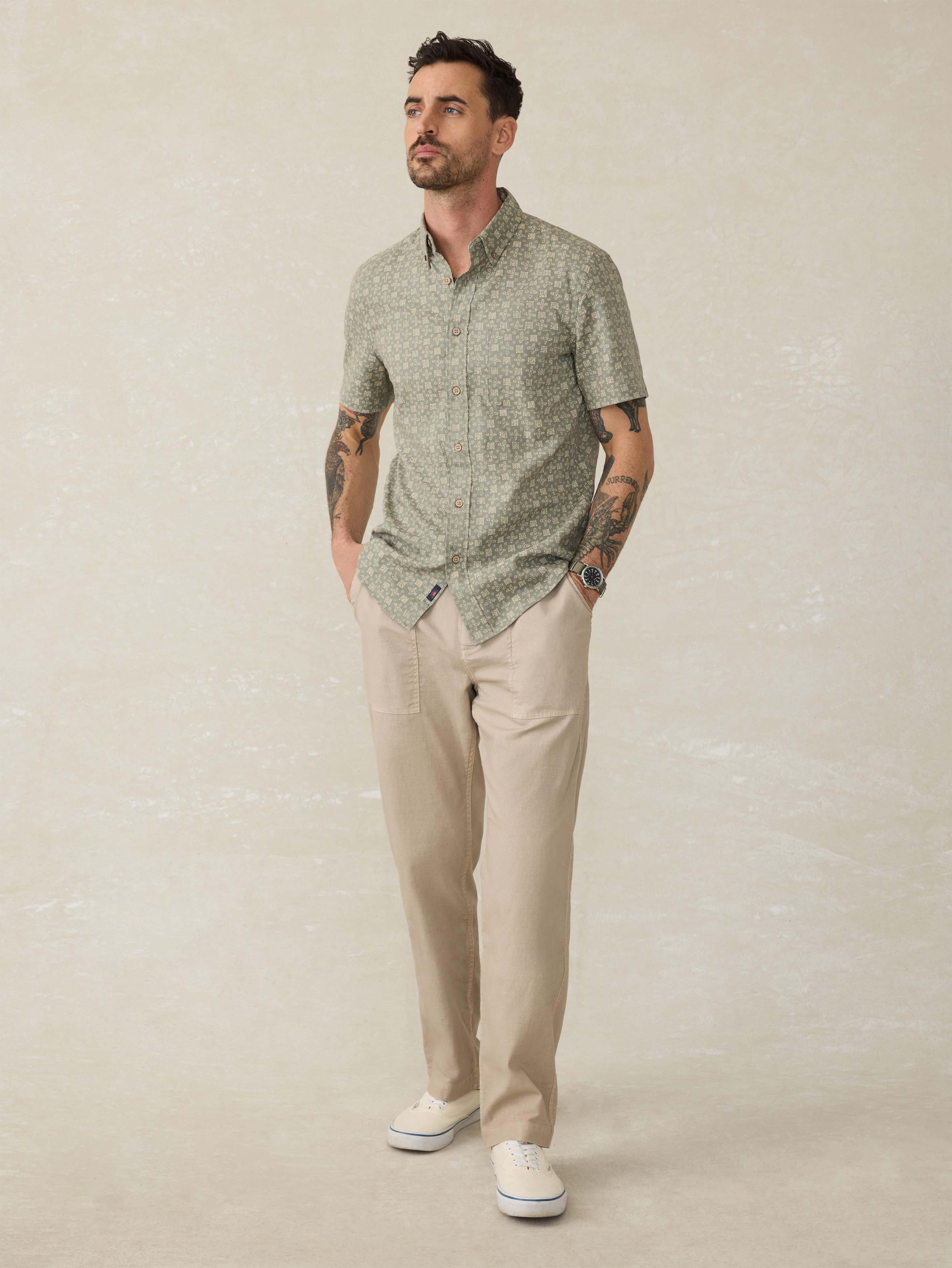 Short-Sleeve Breeze Shirt - Sundried Sage Emblem Product Image