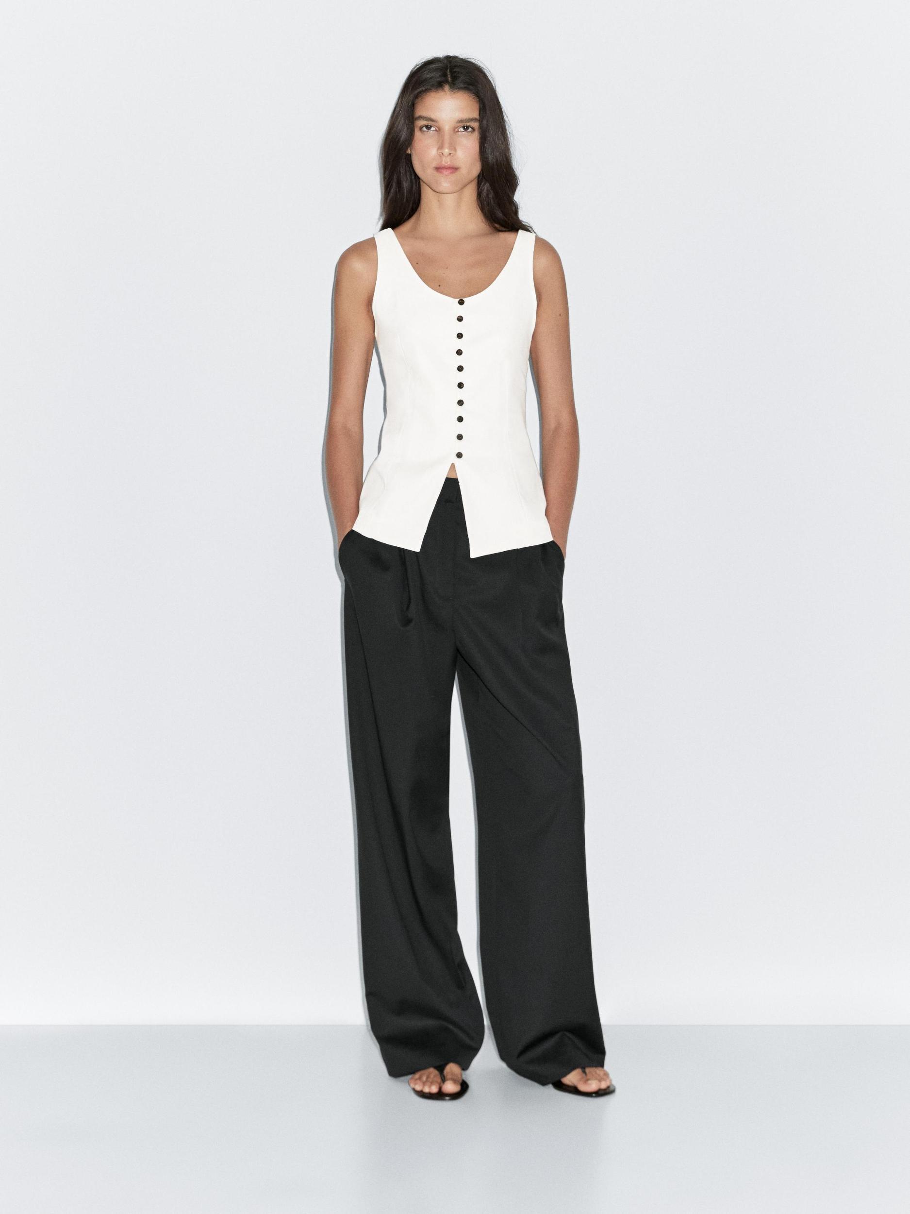 Linen blend top with buttons Product Image
