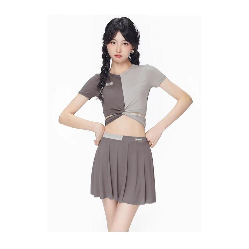 Set: Short Sleeve Crew Neck Two Tone Twist Swim Top + Bottom + Swim Skirt Product Image