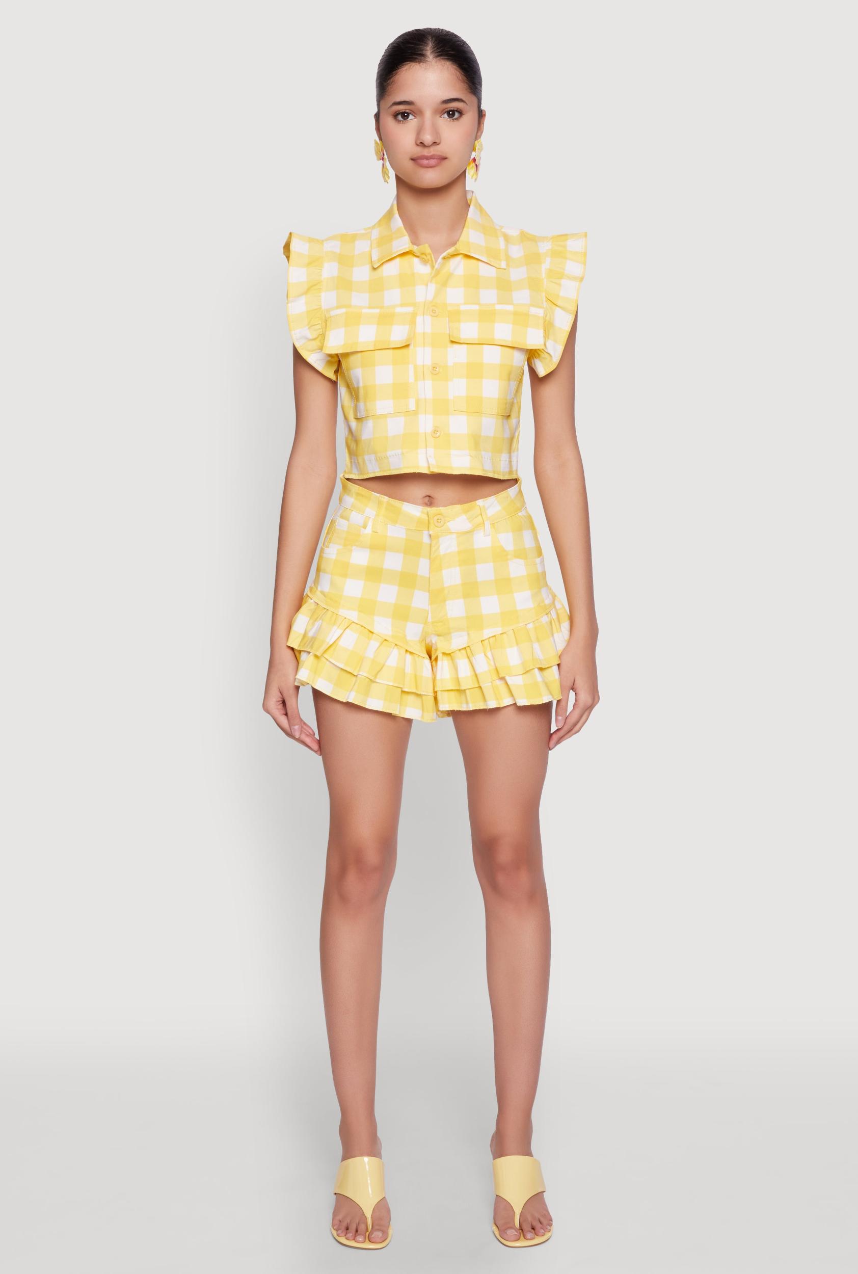 Womens Ruffled Hem Buffalo Plaid Shorts Product Image