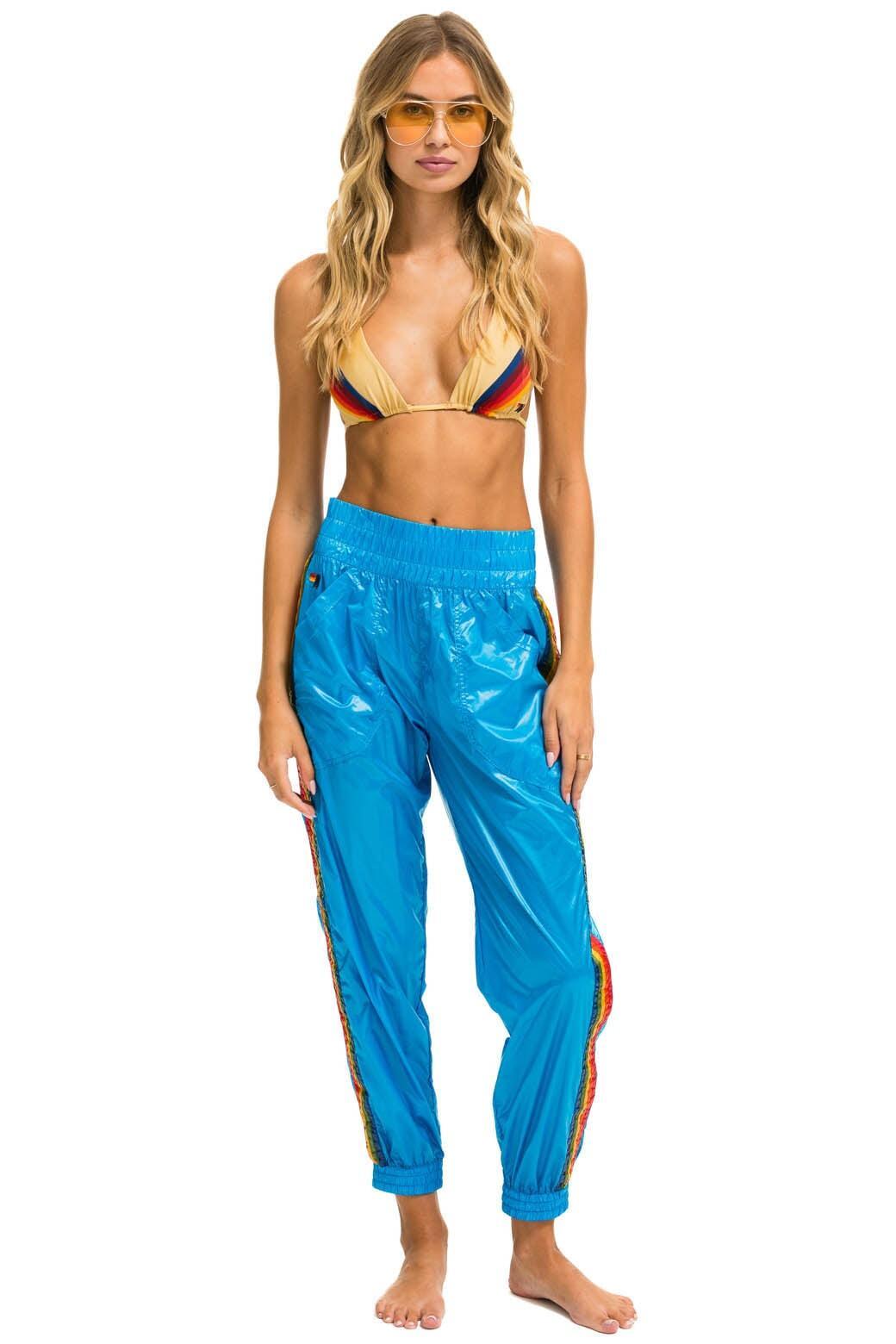 5 STRIPE HI RISE WIND PANT - DRESDEN Female Product Image