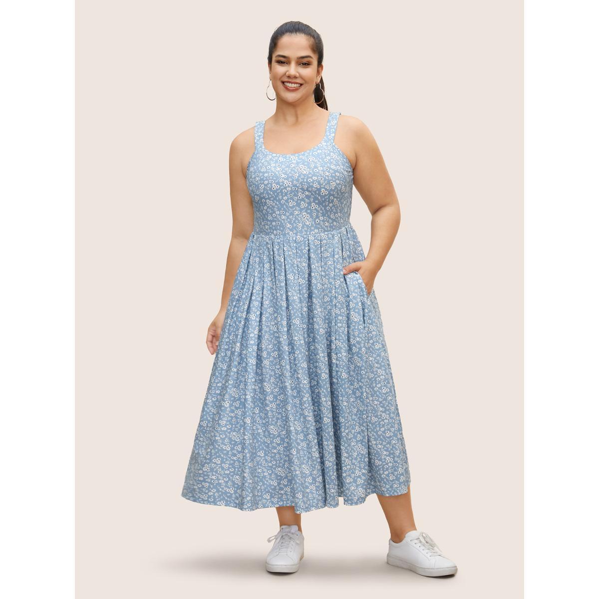 Plus Size U Neck Ditsy Floral Pleated Dress Stone Women Casual Pleated U-neck Sleeveless Curvy BloomChic 12/L Product Image