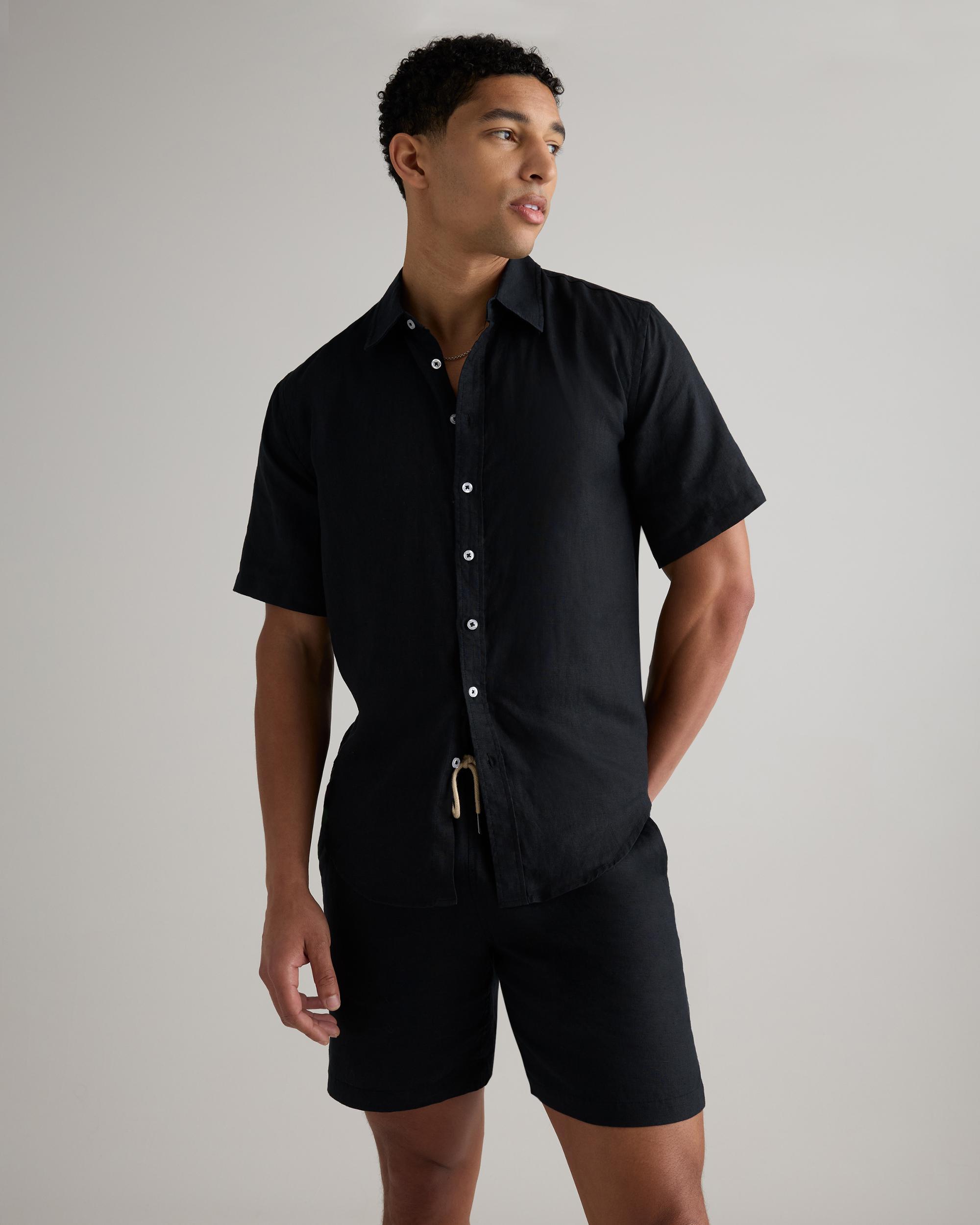 Quince | Men's 100% European Linen Drawstring Beach Shorts 7" Product Image