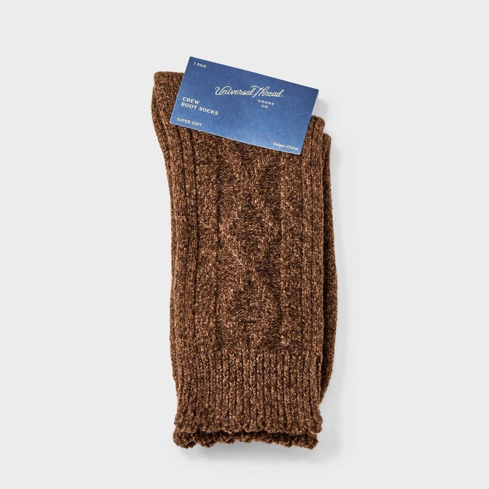 Women's Scalloped Edge Cable Supersoft Crew Boot Socks - Universal Thread™ 4-10 Product Image