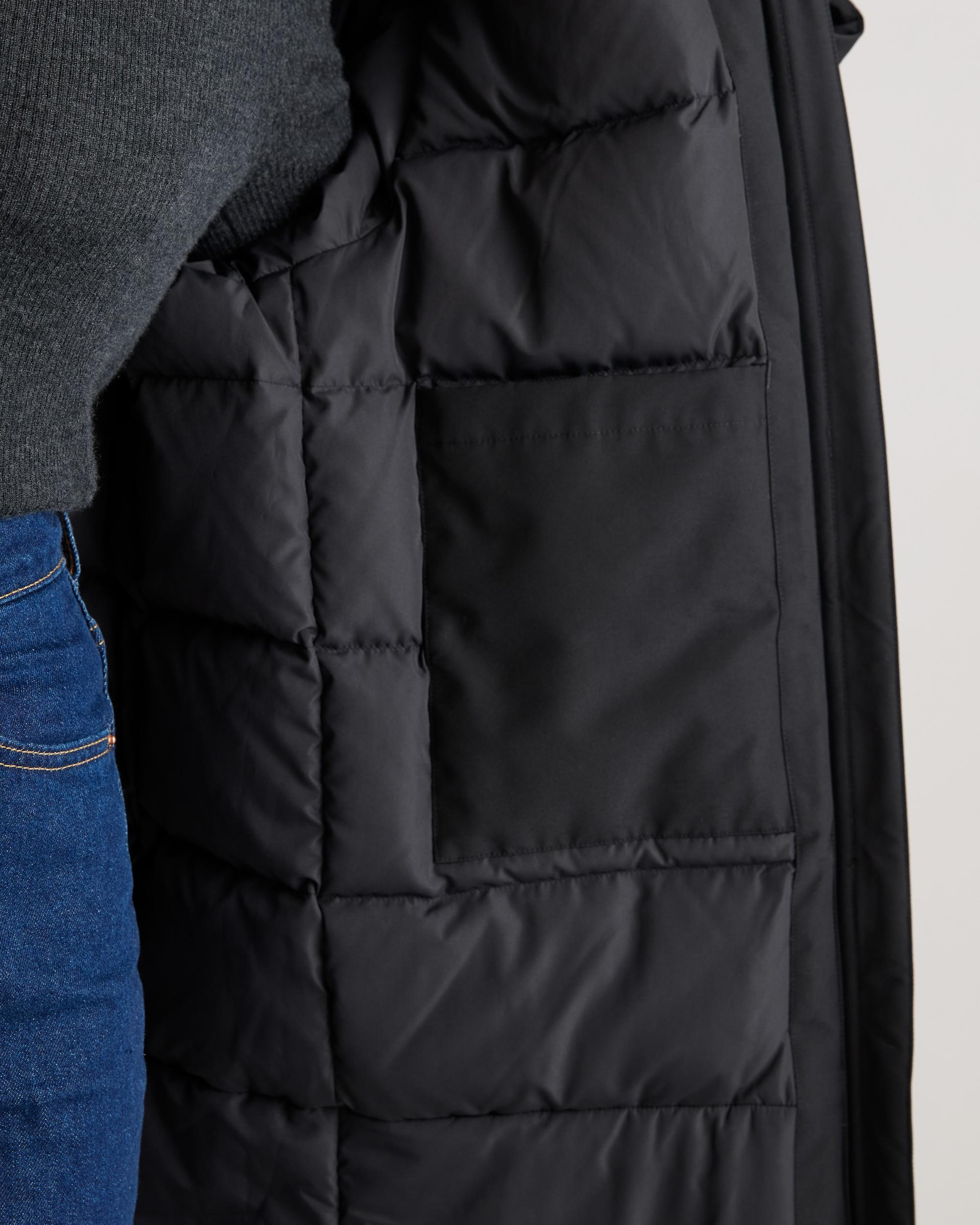 Quince | Women's Responsible Down Hooded Long Parka Size XL, Recycled Polyester Product Image