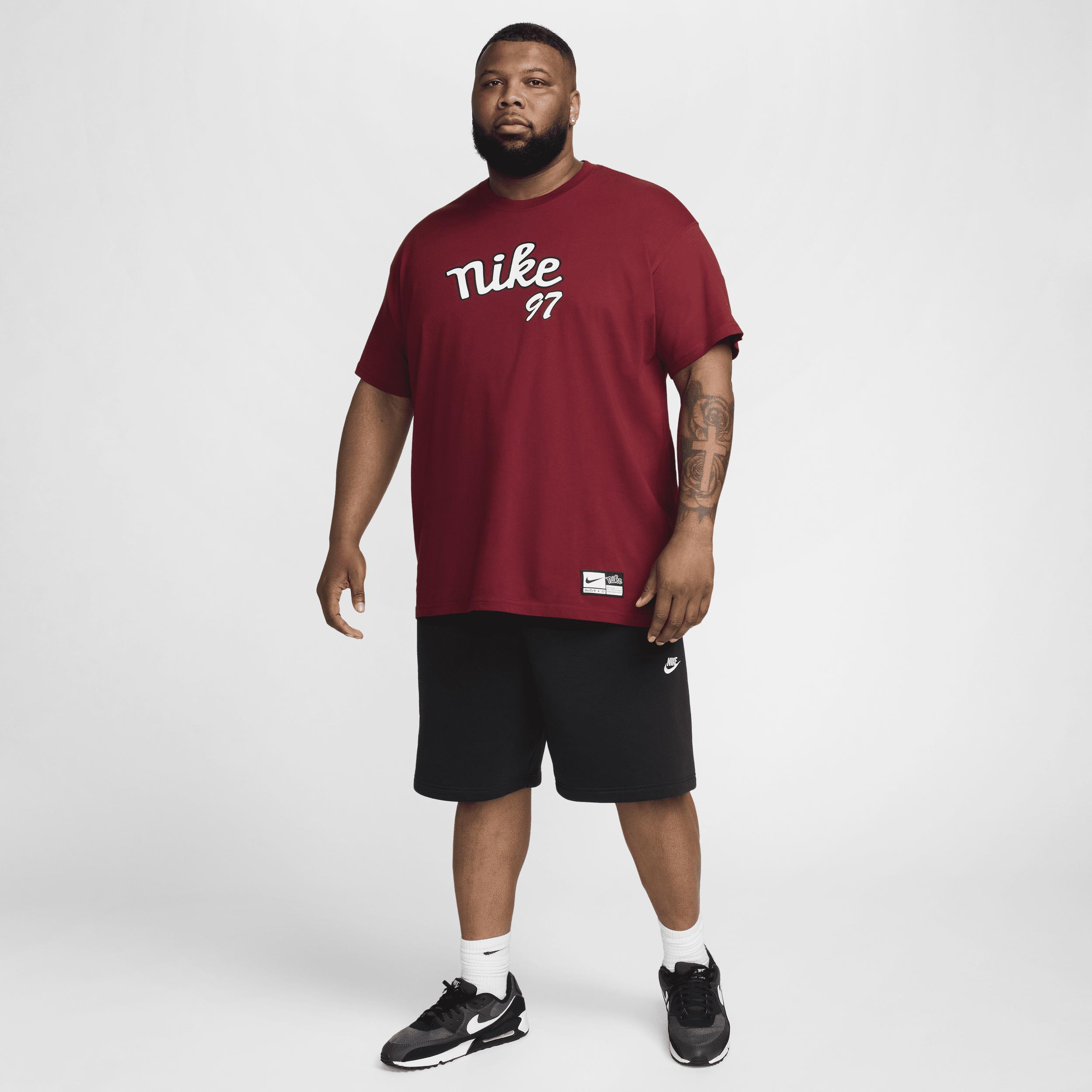 Nike Men's Max90 Basketball T-Shirt Product Image