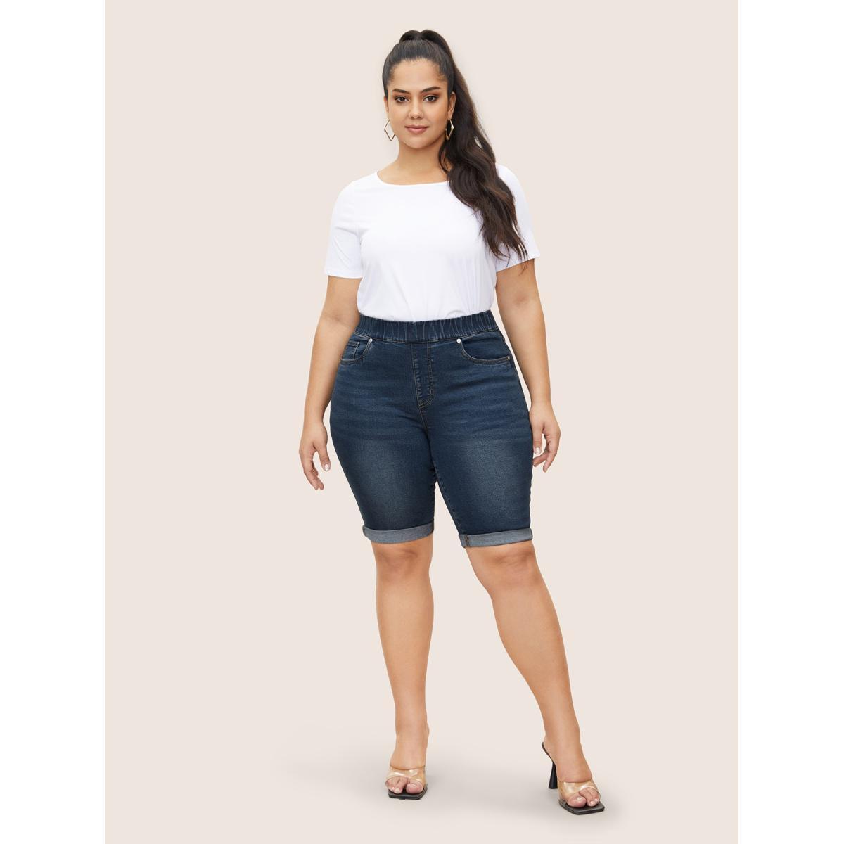 Plus Size Roll Hem Elastic Waist Dark Wash Denim Shorts Women Stone Roll Hem High stretch Everyday Slanted pocket Casual Denim Shorts BloomChic 30/6X Product Image