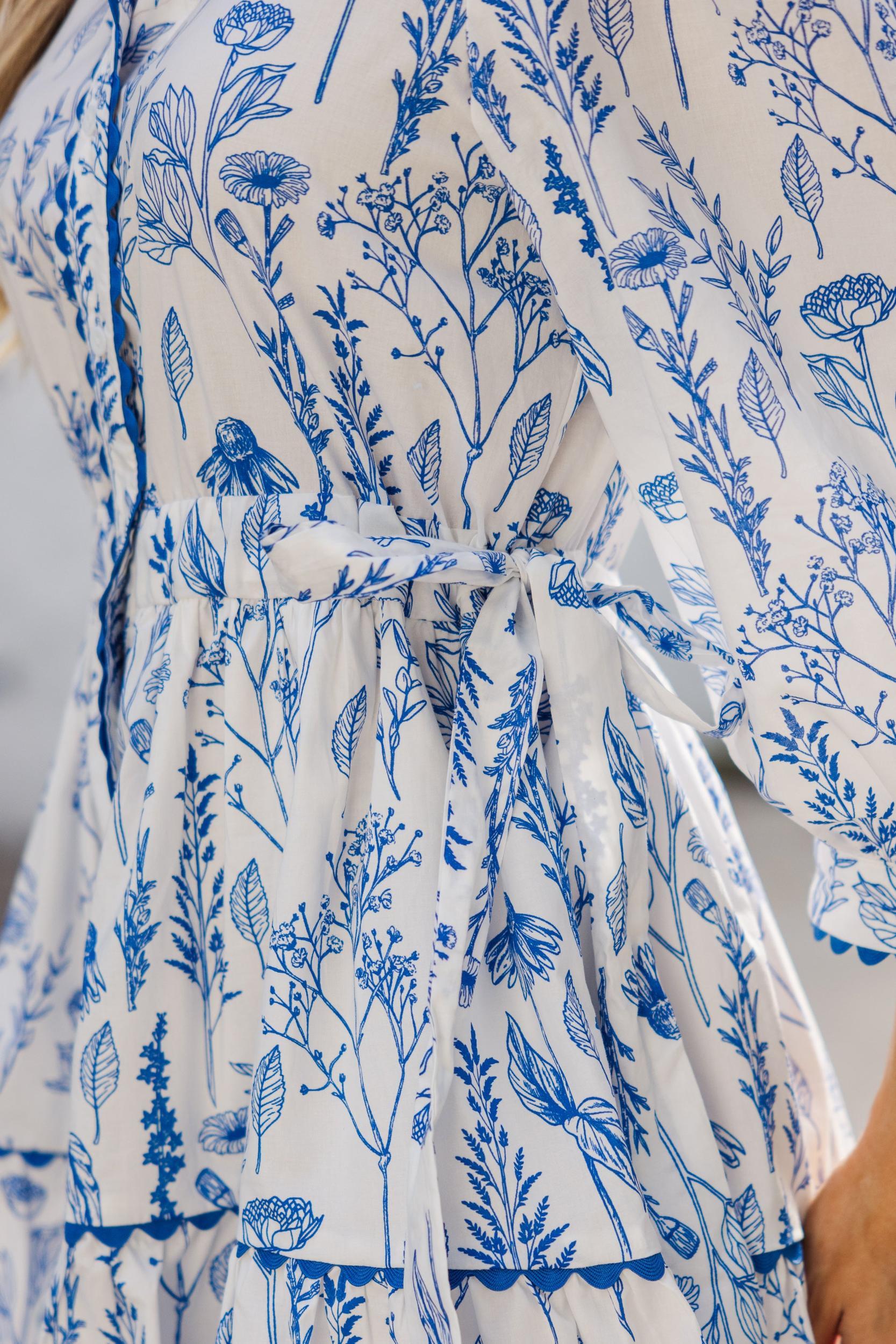 The Timeless Blue Floral Dress Female Product Image