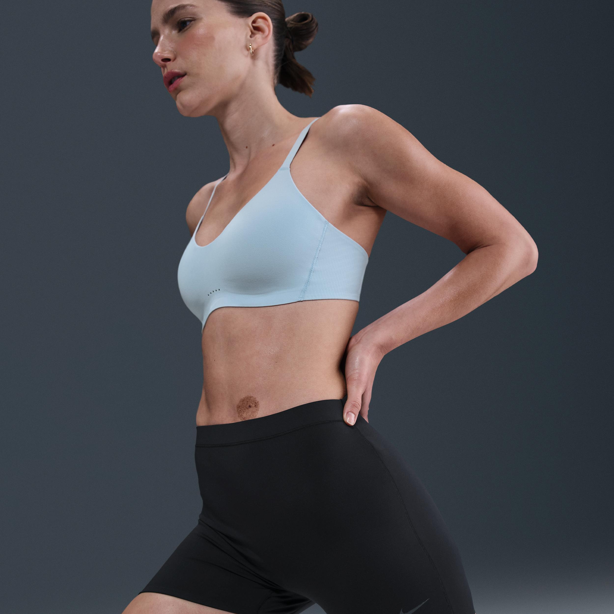 Nike Form Women's Boyshorts Product Image
