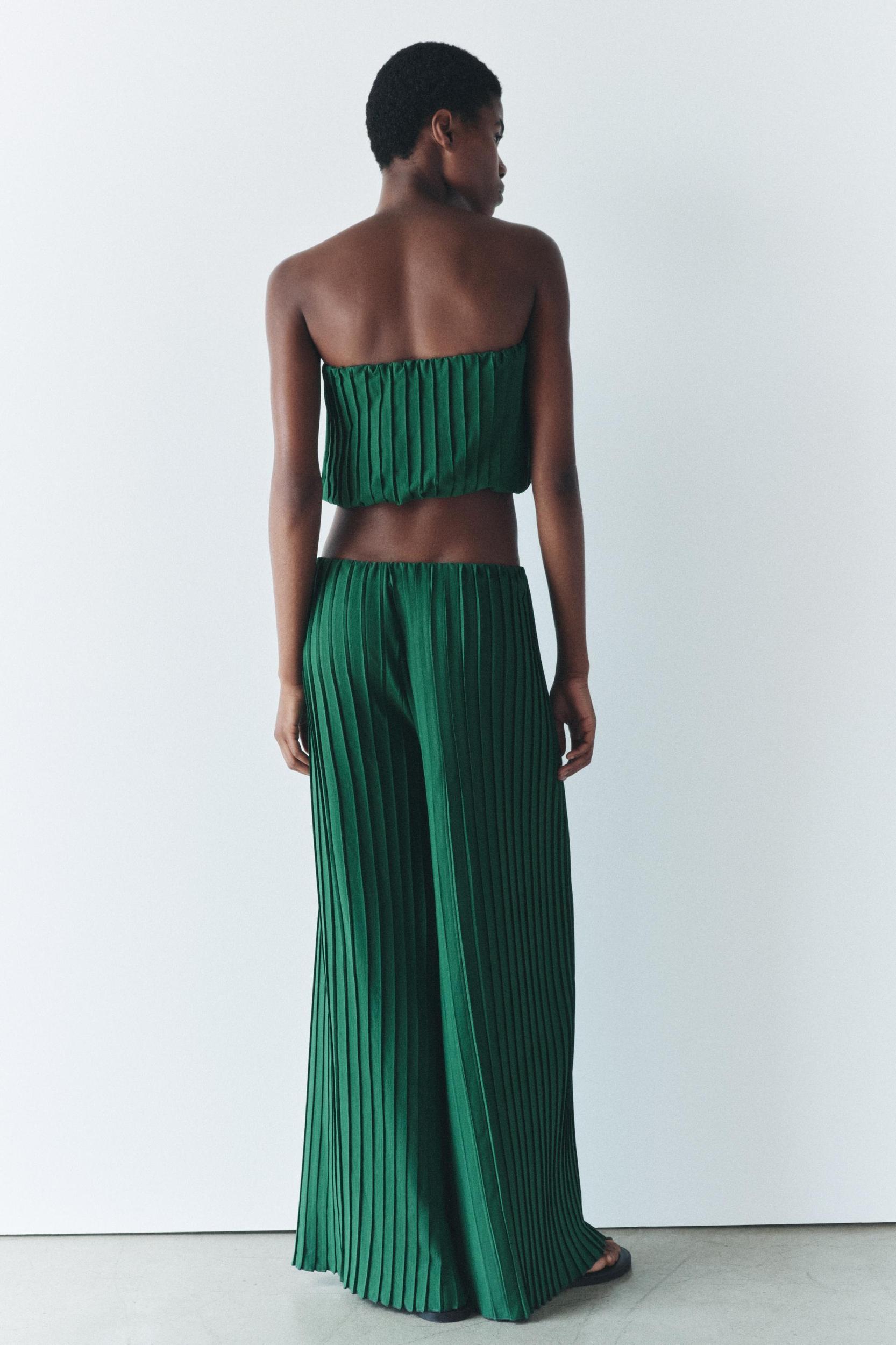 PLEATED PANTS Product Image