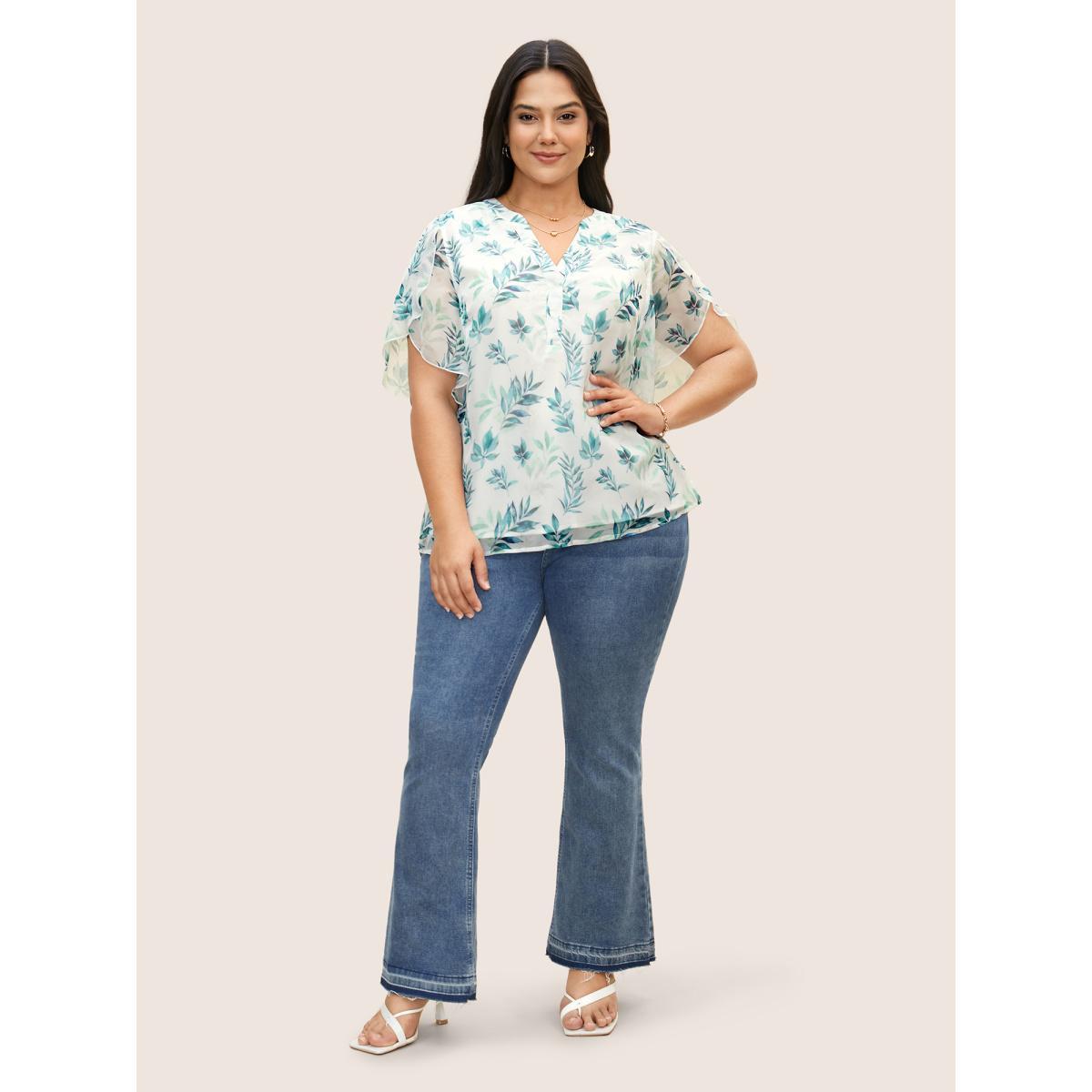 Plus Size Emerald Chiffon Tropical Print Petal Sleeve Blouse Women Elegant Half Sleeve Flat collar with V-notch Everyday Blouses BloomChic 14-16/1X Product Image