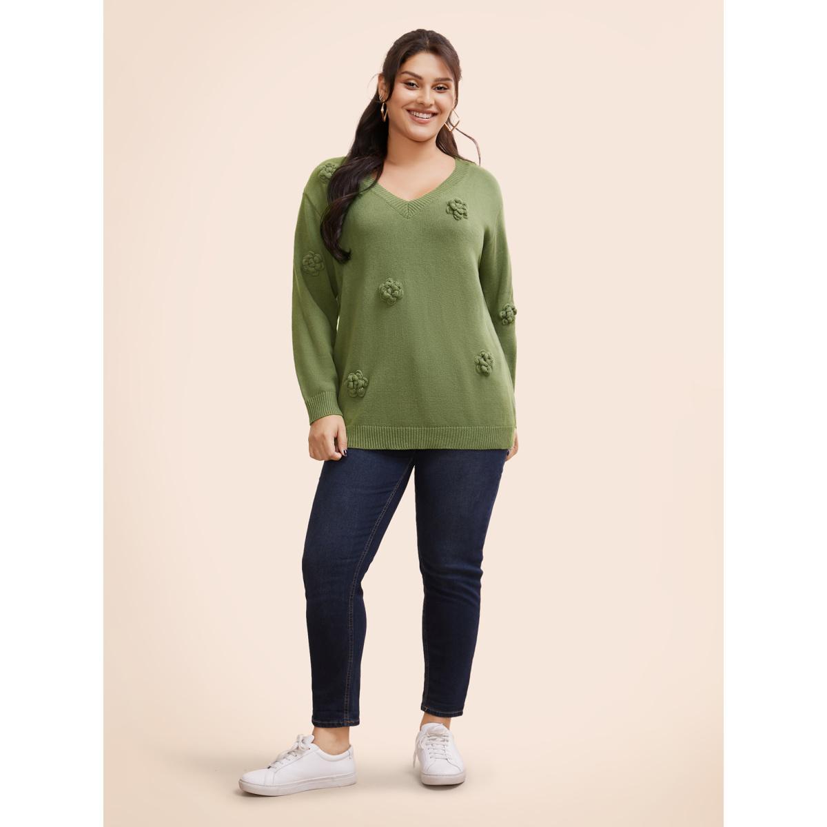 Plus Size V Neck Stereo Flower Design Pullover Moss Women Casual Long Sleeve V-neck Everyday Pullovers BloomChic 28/5X Product Image