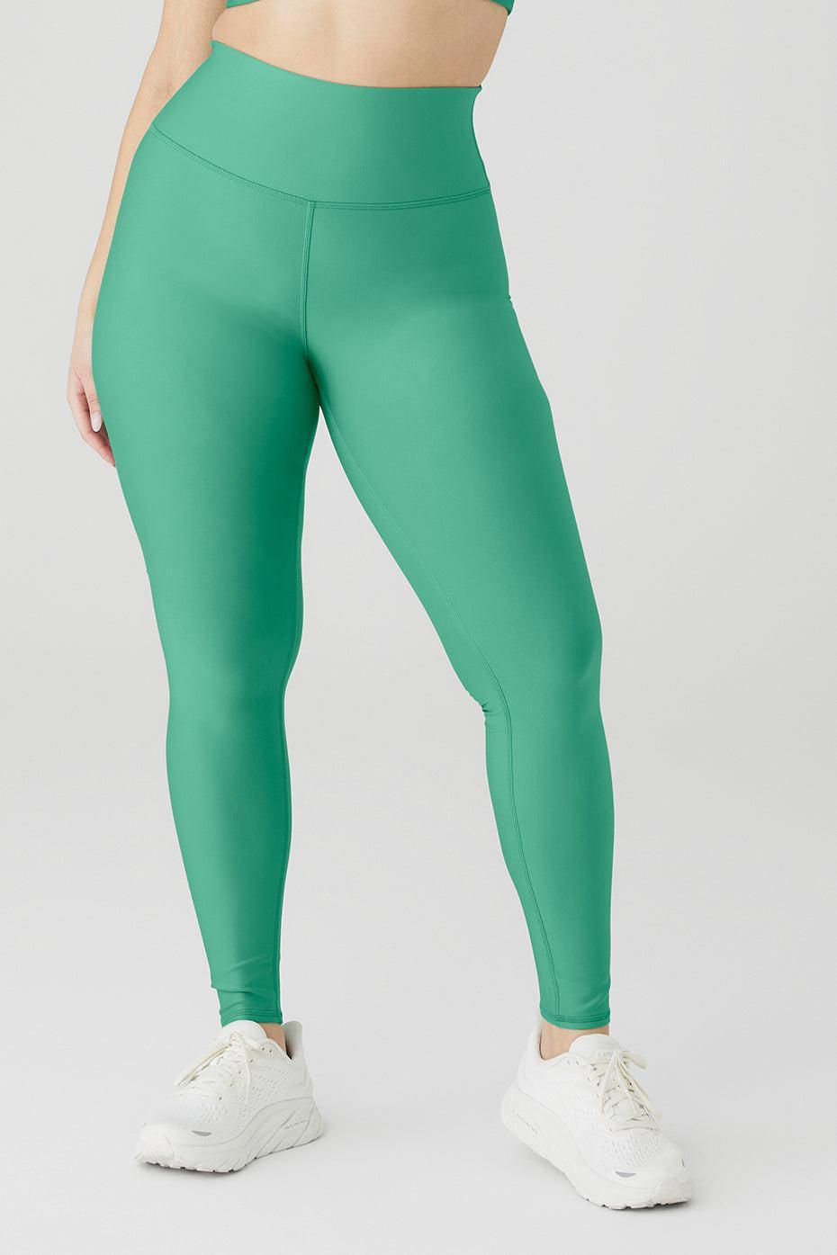 Alo Yoga | High-Waist Airlift Legging Green Product Image