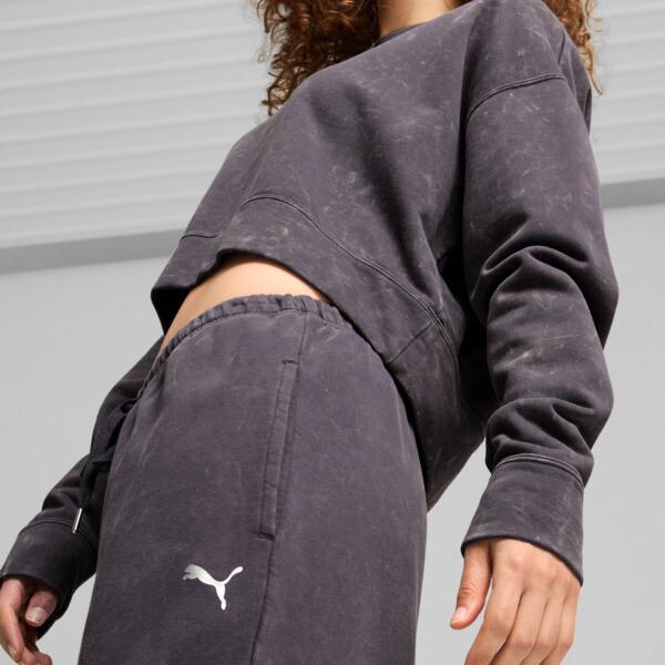 PUMA DARE TO Relaxed Washed Crew Women in Galactic Grey Product Image