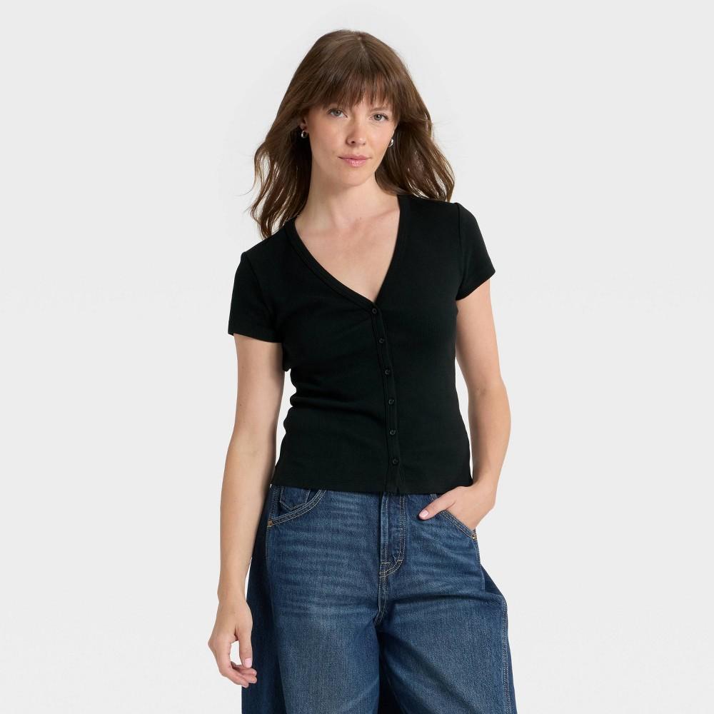Women's Short Sleeve V-Neck Button-Down Shirt - Universal Thread™ Product Image