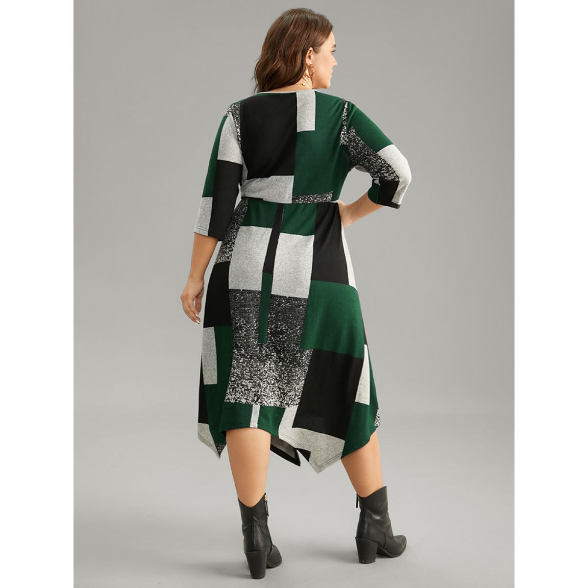 Plus Size Colorblock Contrast Round Neck Elastic Waist Dress Green Women Casual Printed Round Neck Elbow-length sleeve Curvy Midi Dress BloomChic 30/6X Product Image