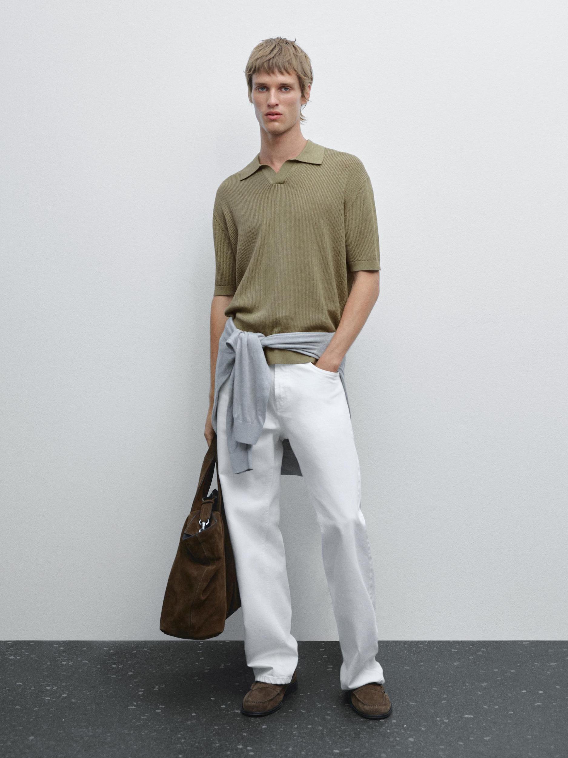 Cutwork V-neck polo shirt Product Image
