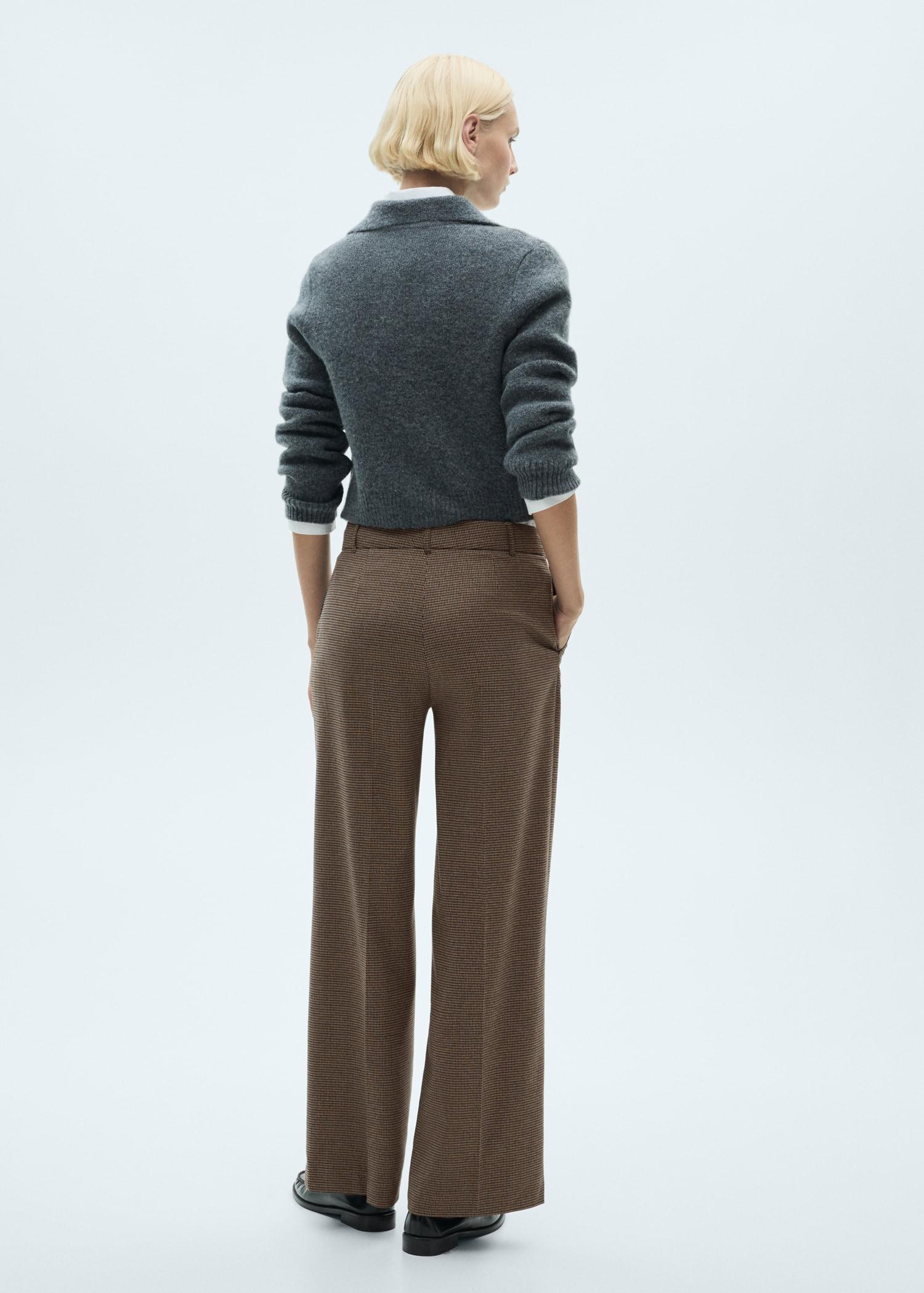 Mid-rise wideleg pants - Women | MANGO USA Product Image