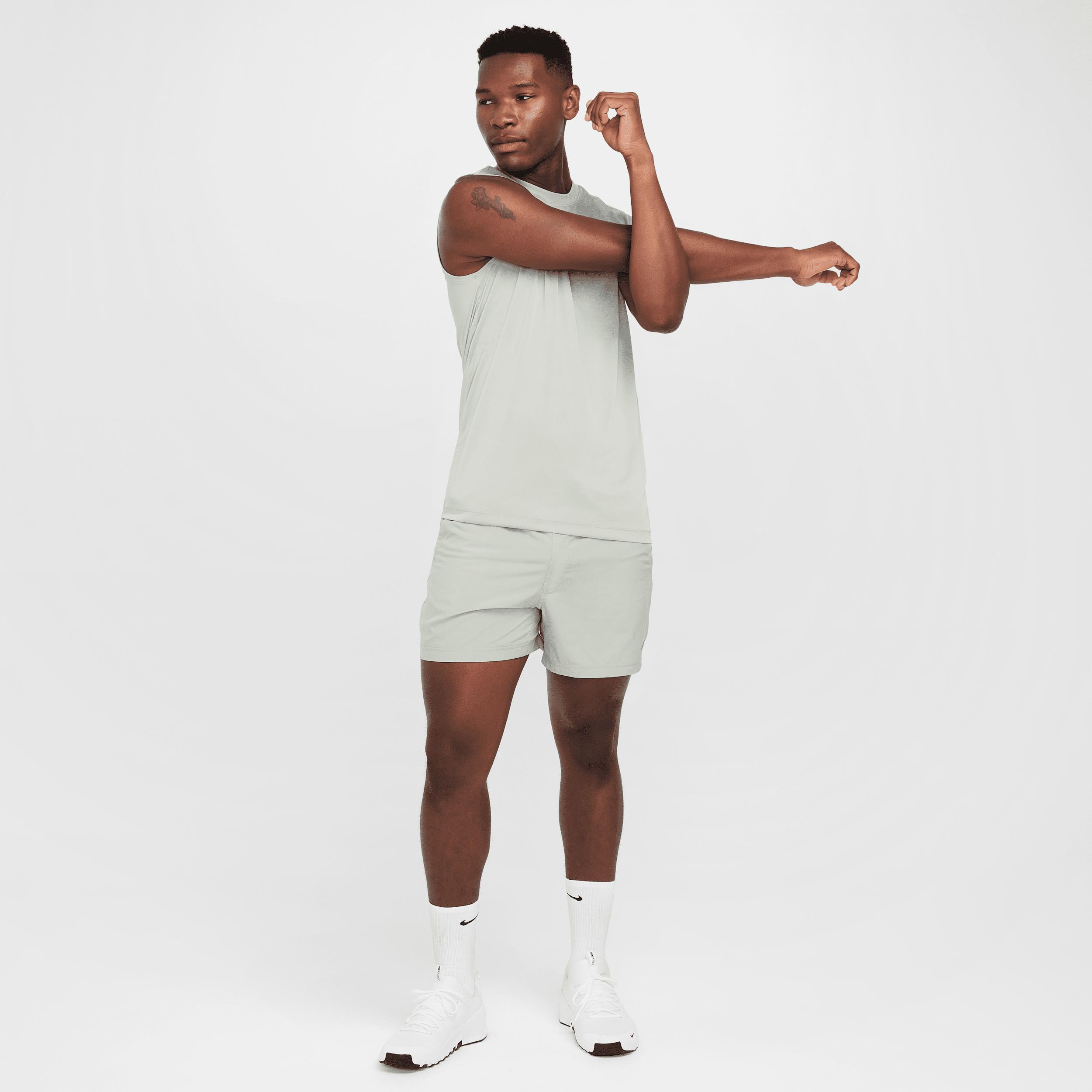 Nike Men's Form Dri-FIT 5" Unlined Versatile Shorts Product Image