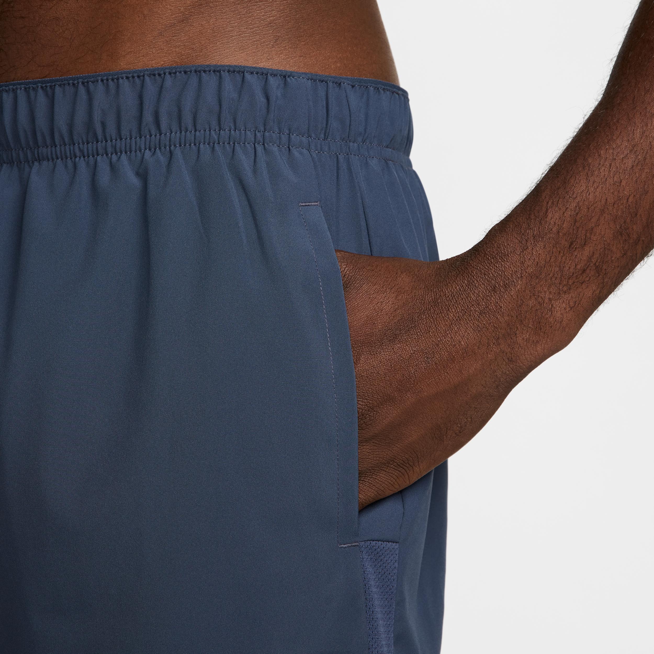Nike Mens Dri-FIT Challenger 2-In-1 7 Running Shorts Product Image