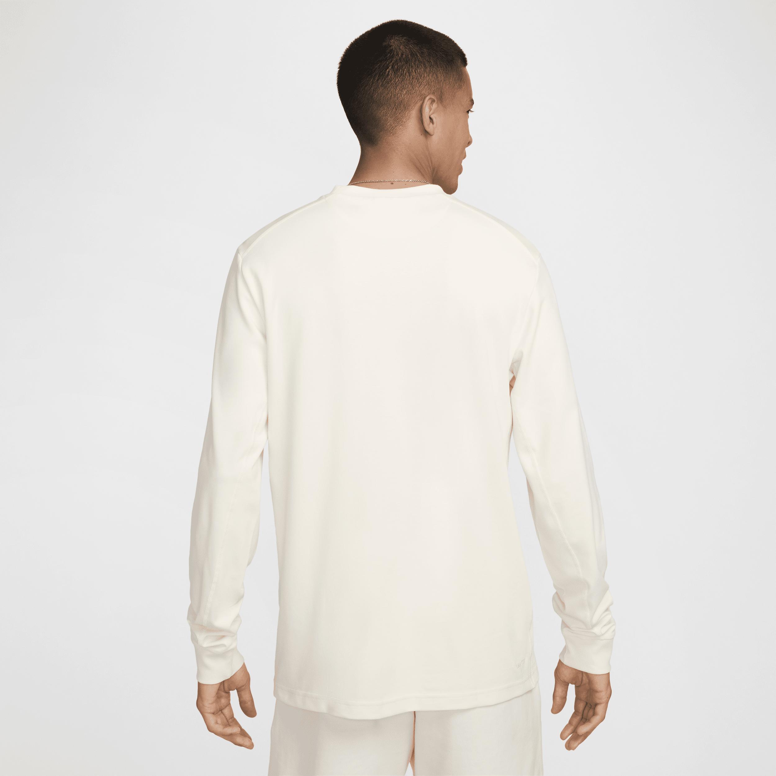 Nike Primary Men's Dri-FIT Long-Sleeve Versatile Top Product Image