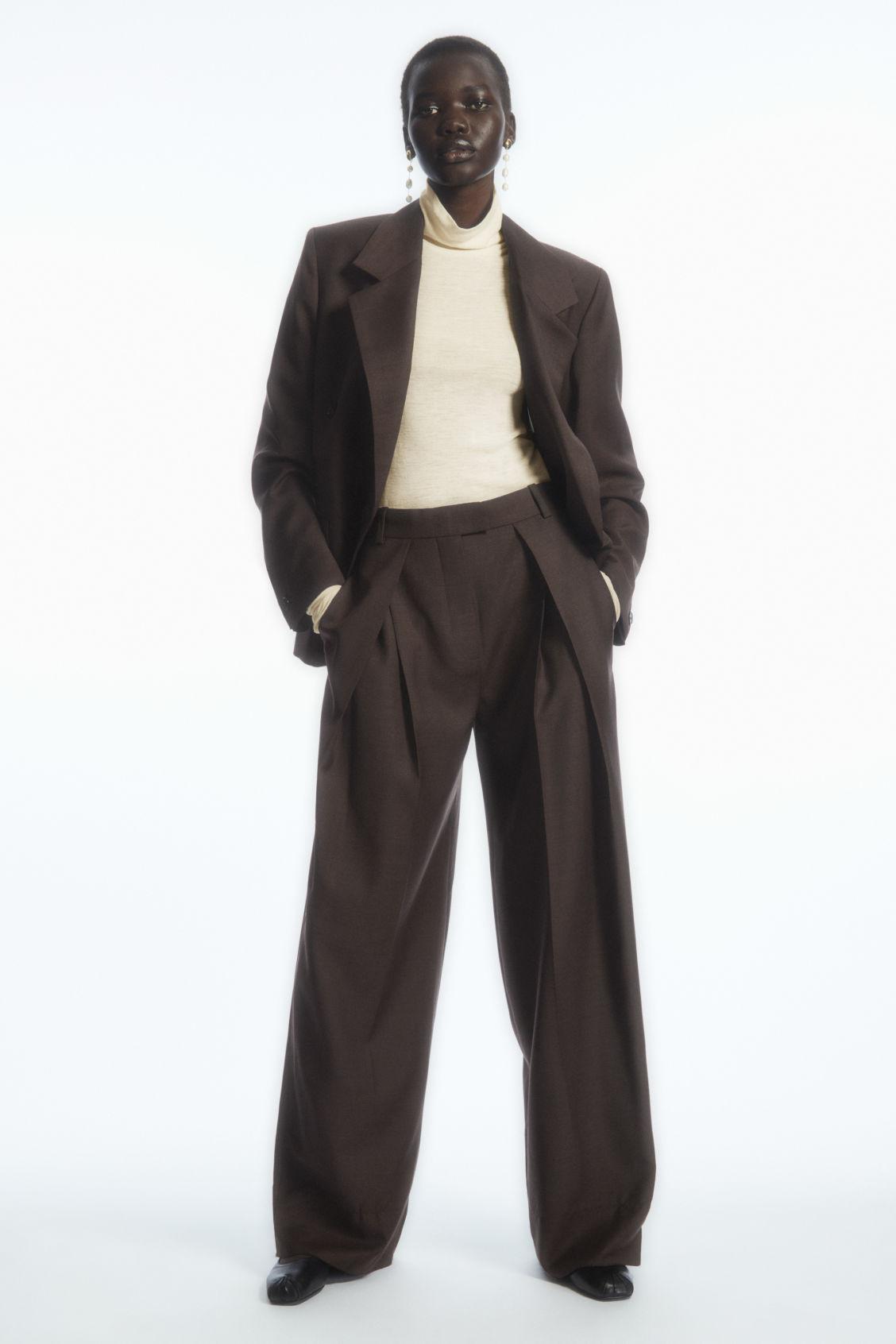 MERINO WOOL TURTLENECK TOP Product Image