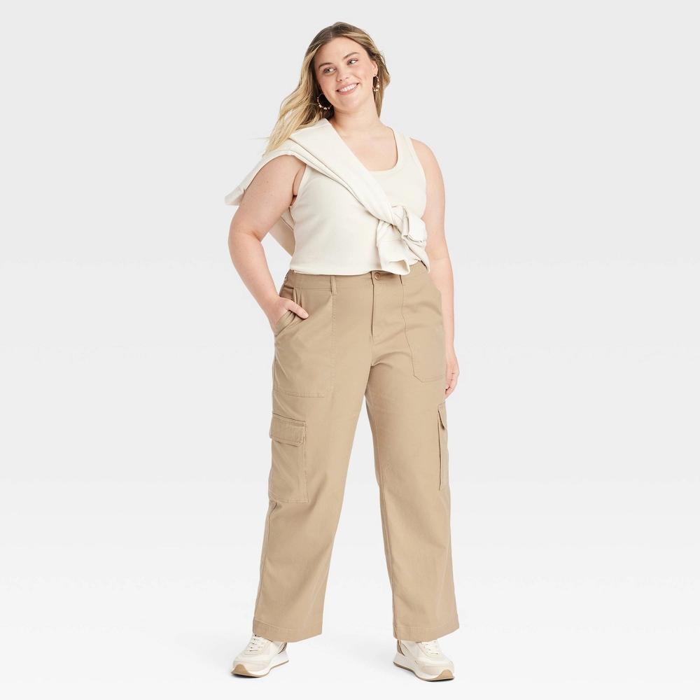 Womens Mid-Rise Straight Leg Utility Cargo Pants - Universal Thread Tan 17 Short Product Image