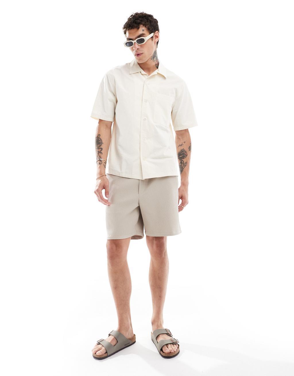 Pull&Bear light weight shirt in ecru Product Image